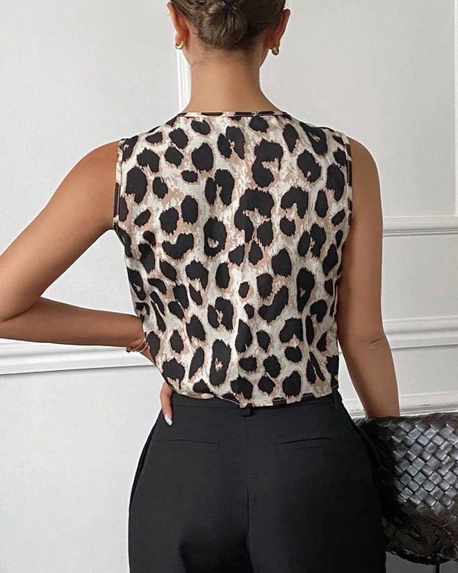 Trendy & Chic Front Bow Leopard Print Crop Top: Leopard / S
