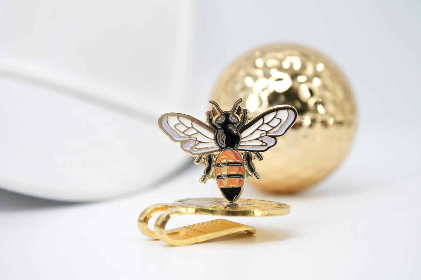 Bee Golf Ball Marker + Magnetic Hat Clip