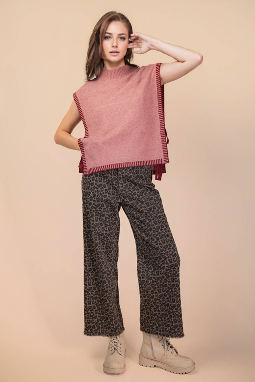 VERY J - 12W3547N-Side Tie Detail Knit Sweater Vest Top