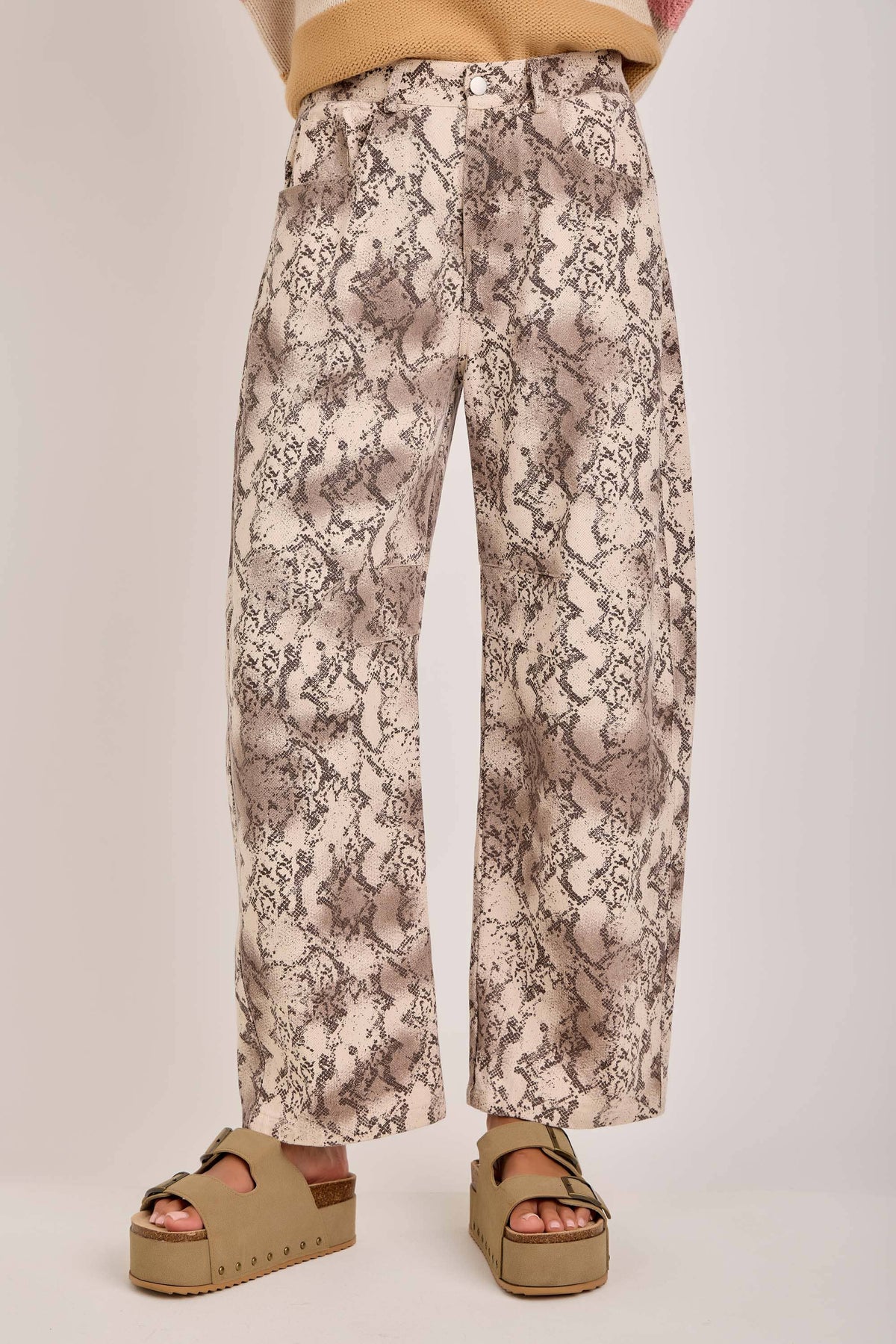 BON - VINTAGE SNAKESKIN PRINT TWILL DENIM BARREL PANTS_JLB80045-01