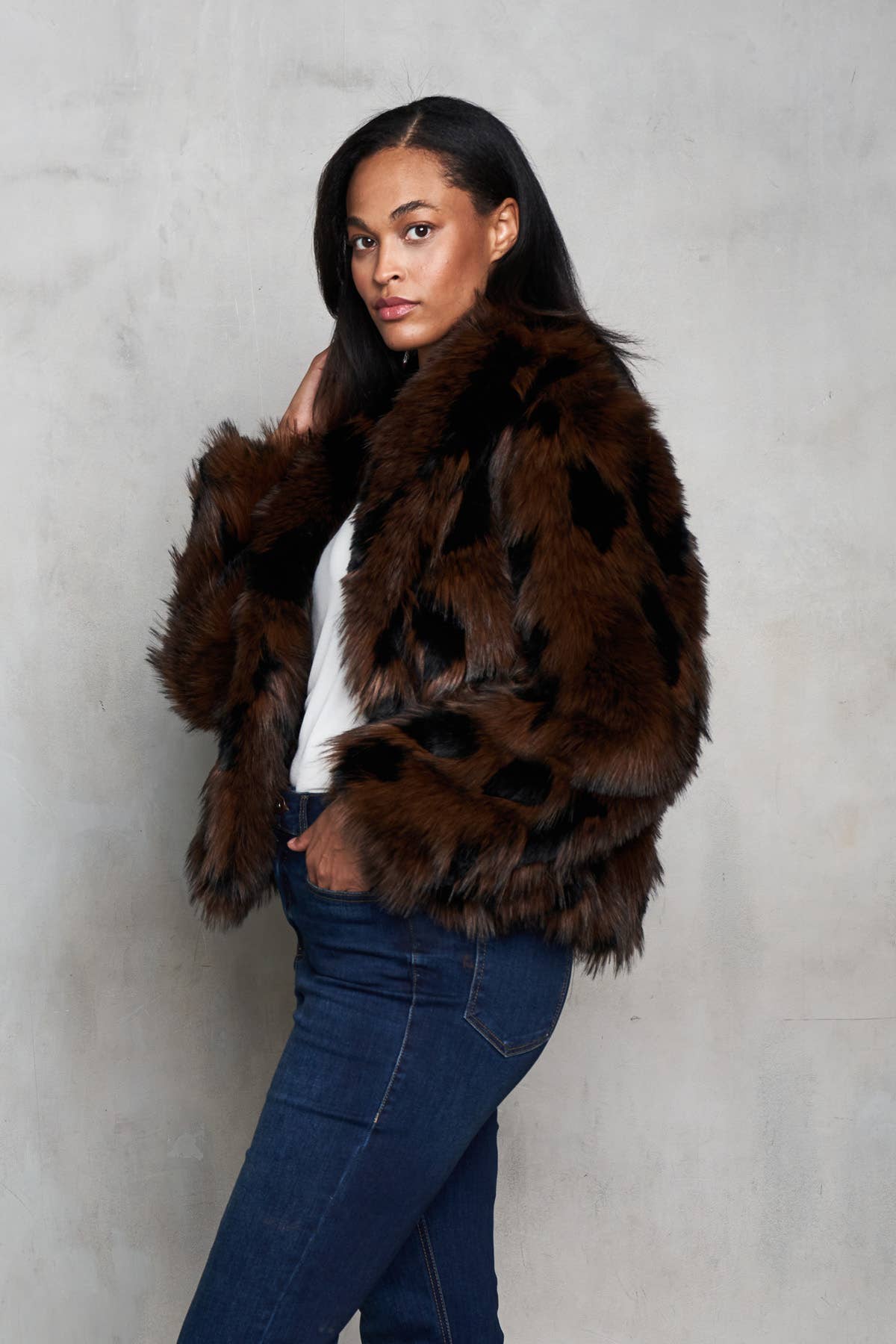 Paparazzi - 5764-IAJ Faux Fur Mink Short Coat