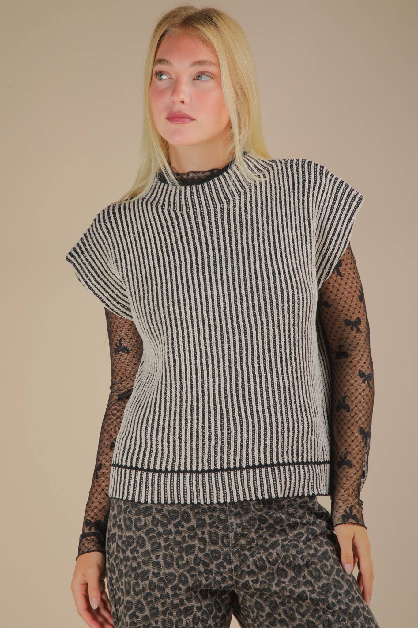 VERY J - 12W3388N-Two Tone Ribbed Knit Sweater Vest