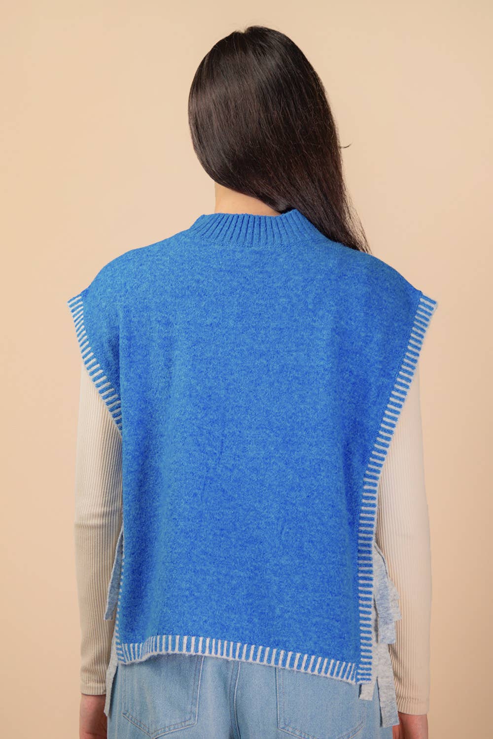 VERY J - 12W3547N-Side Tie Detail Knit Sweater Vest Top