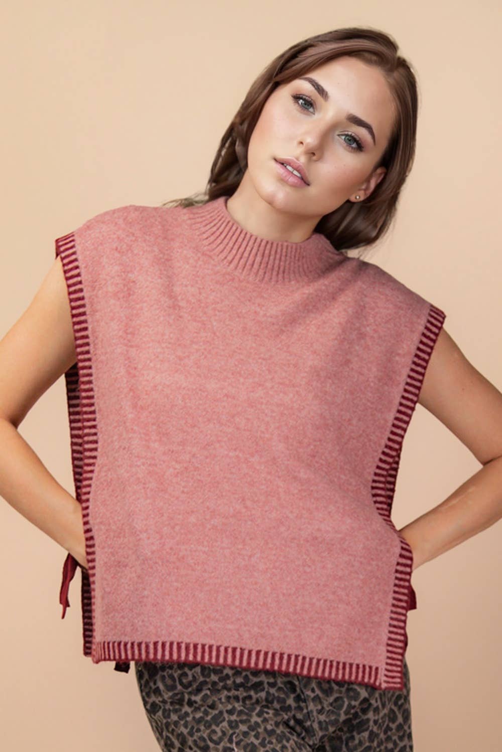 VERY J - 12W3547N-Side Tie Detail Knit Sweater Vest Top