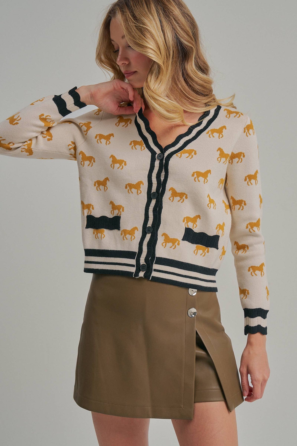 BON - SUPER SOFT HORSE PRINT KNIT CARDIGAN_JLT00386-01