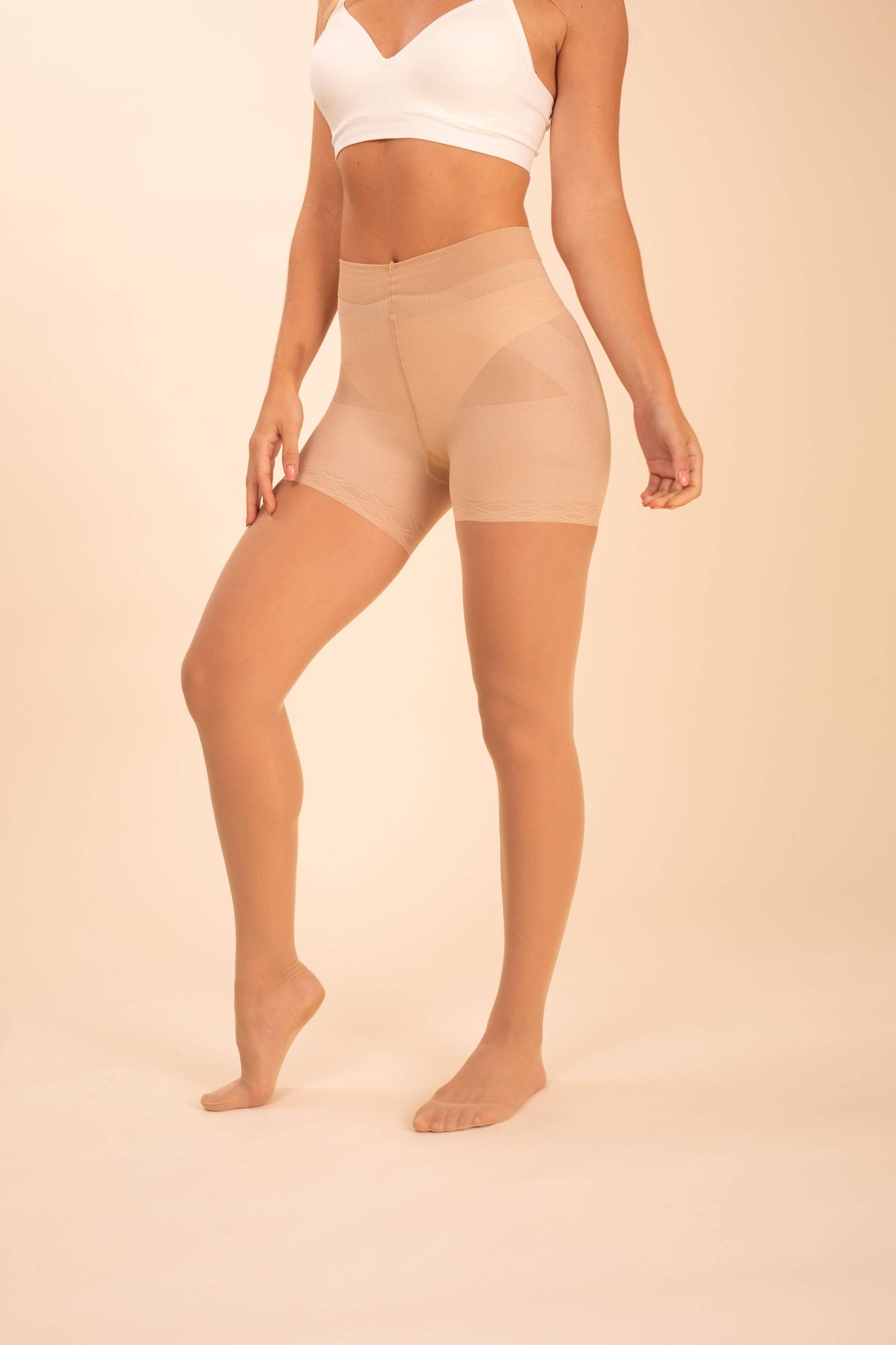 Threads - Sheer Contour (Ivory)