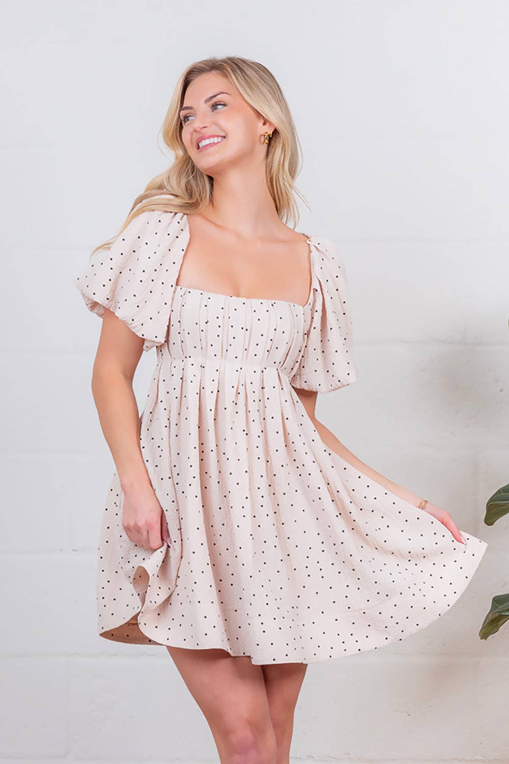 Taelynn - ZD48798T-Square neck short balloon sleeve back strap dress