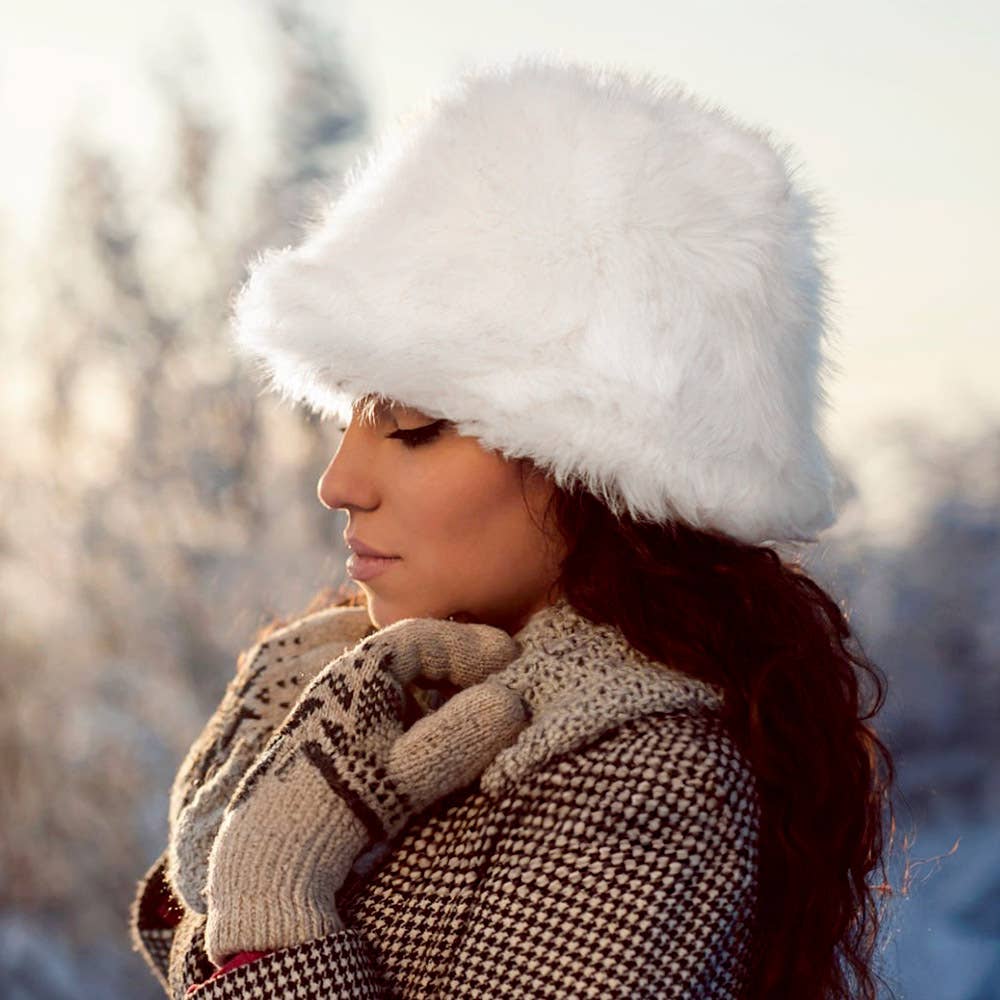 Sensibling Corp. - Fuzzy Faux Fur Bucket Hat