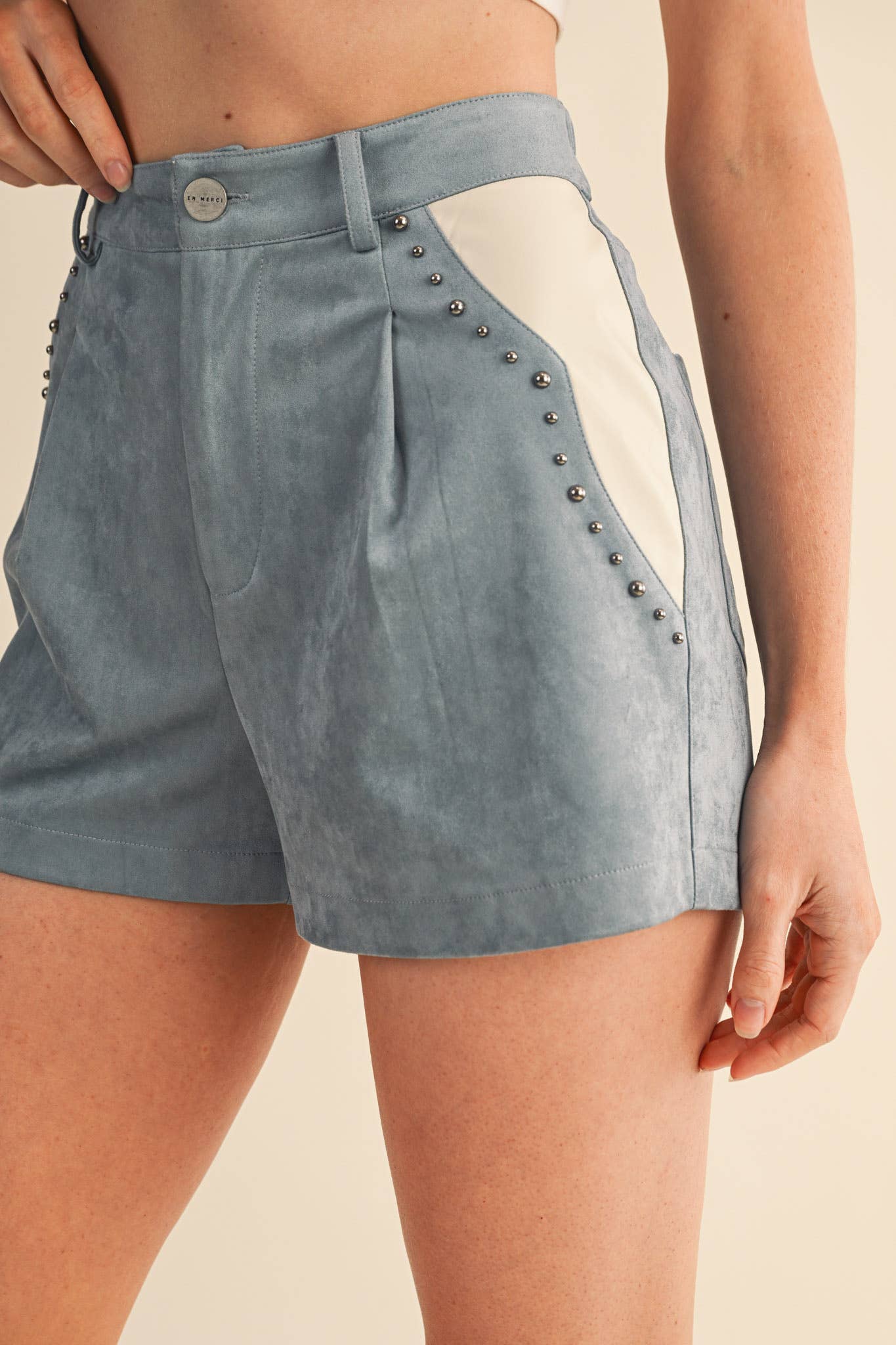 &MERCI - STUDDED FAUX SUEDE SHORTS MP4383