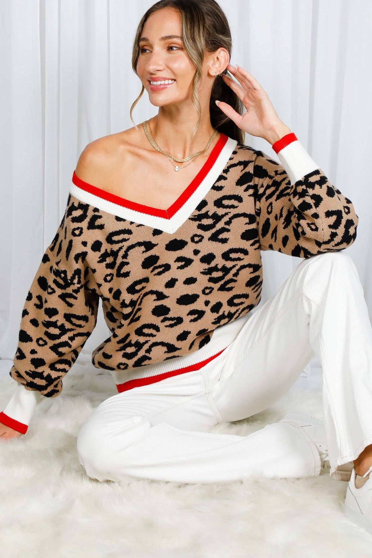Vine & Love - Leopard Pattern V-Neck Contrast Rib Knitted Sweater VT82601
