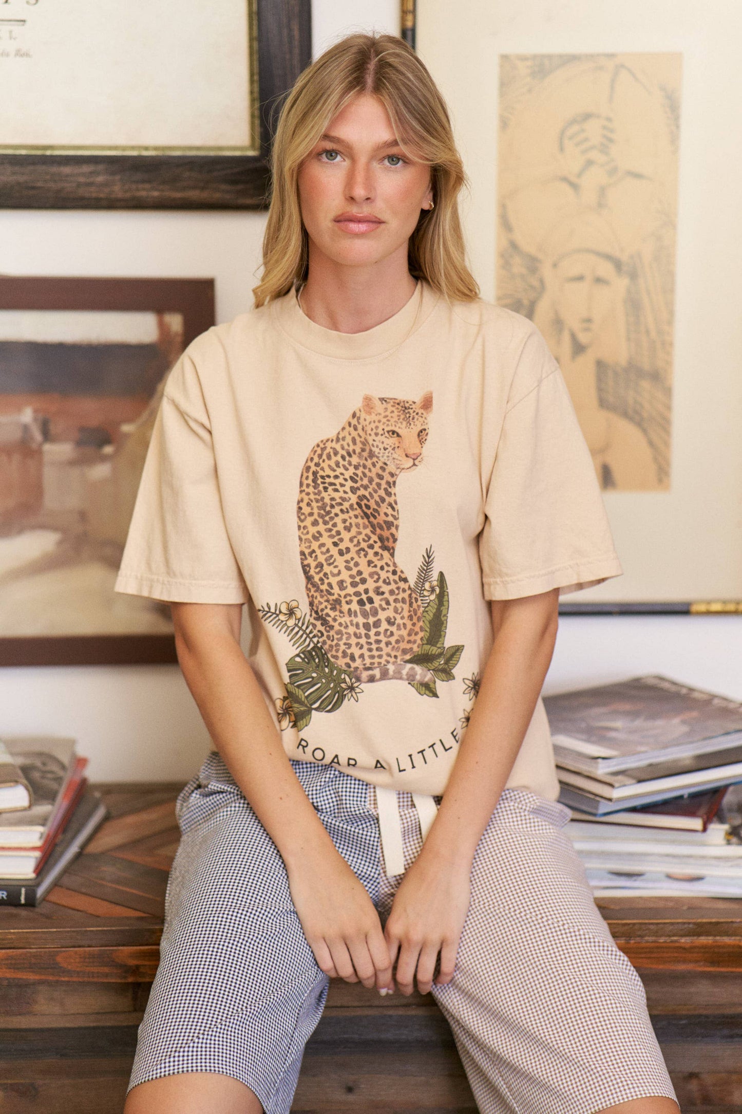 Cotton Muse - ROAR A LITTLE GRAPHIC TEE