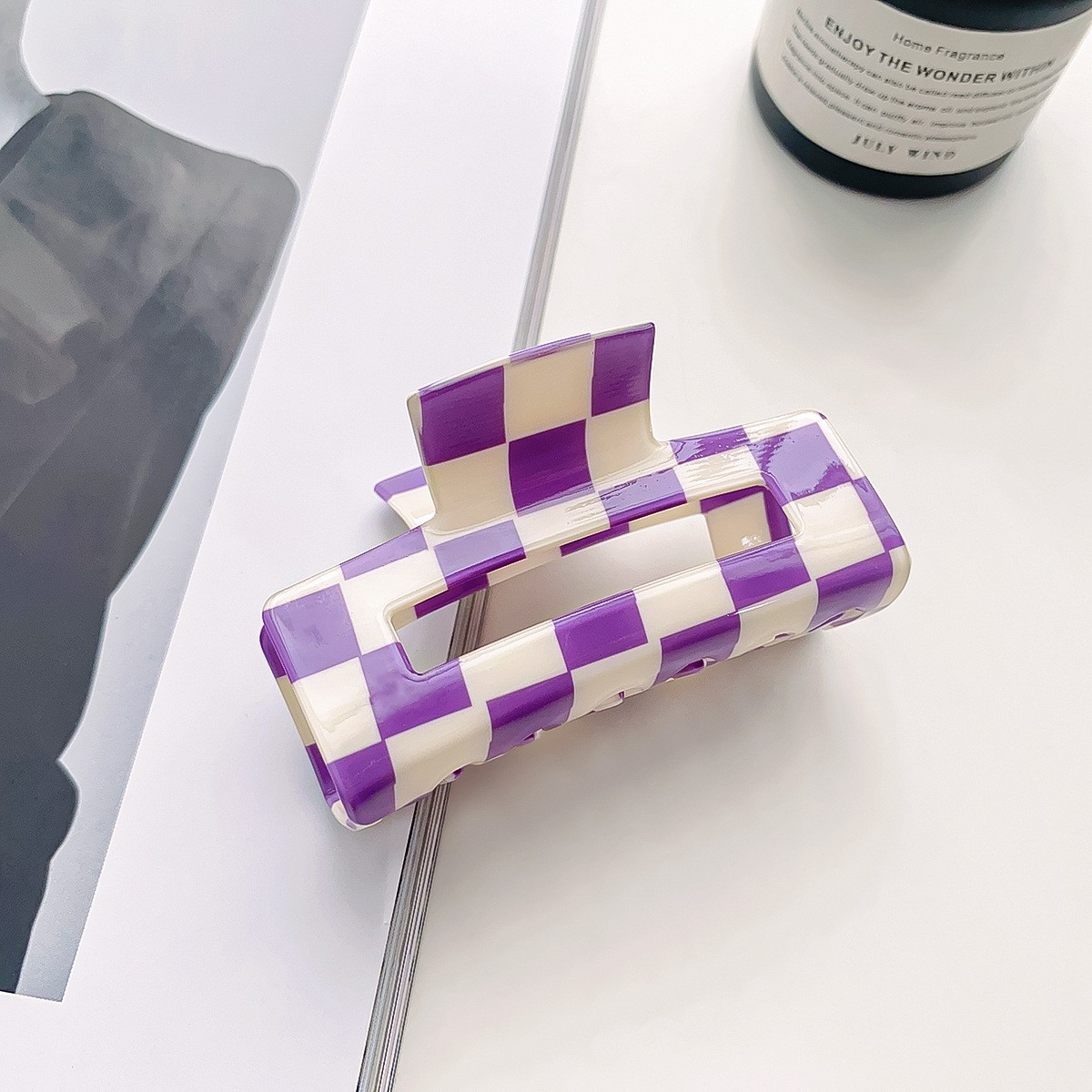 ACCITY - Checkerboard Hair Claw – Candy Color Acetate Look_CWMM10084