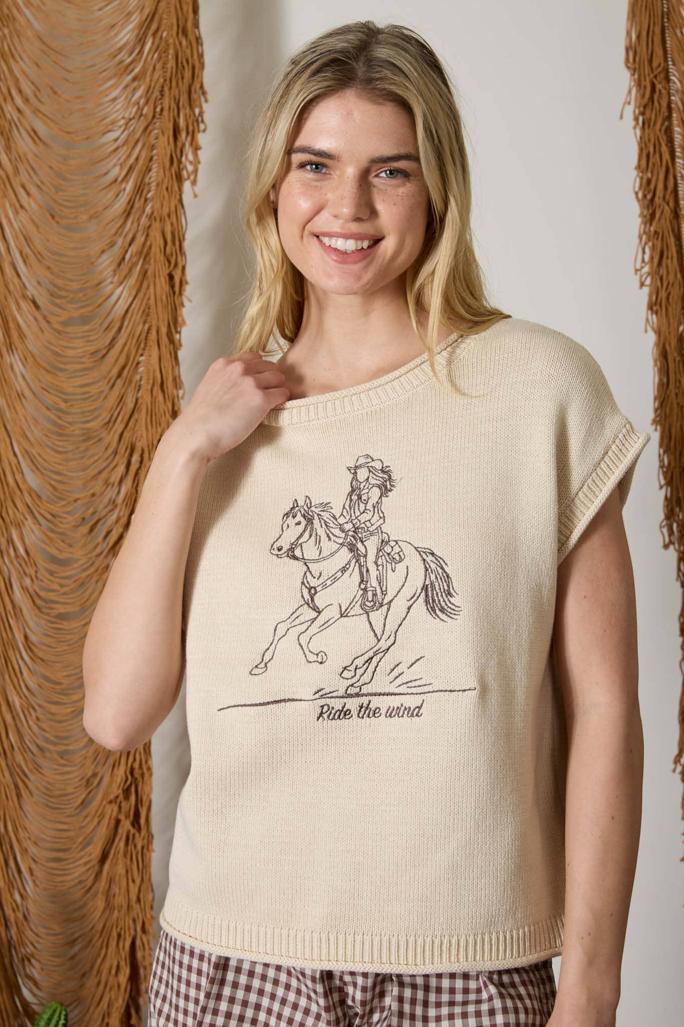 WESTERN EMBROIDERY SHORT SLEEVE KNIT SWEATER