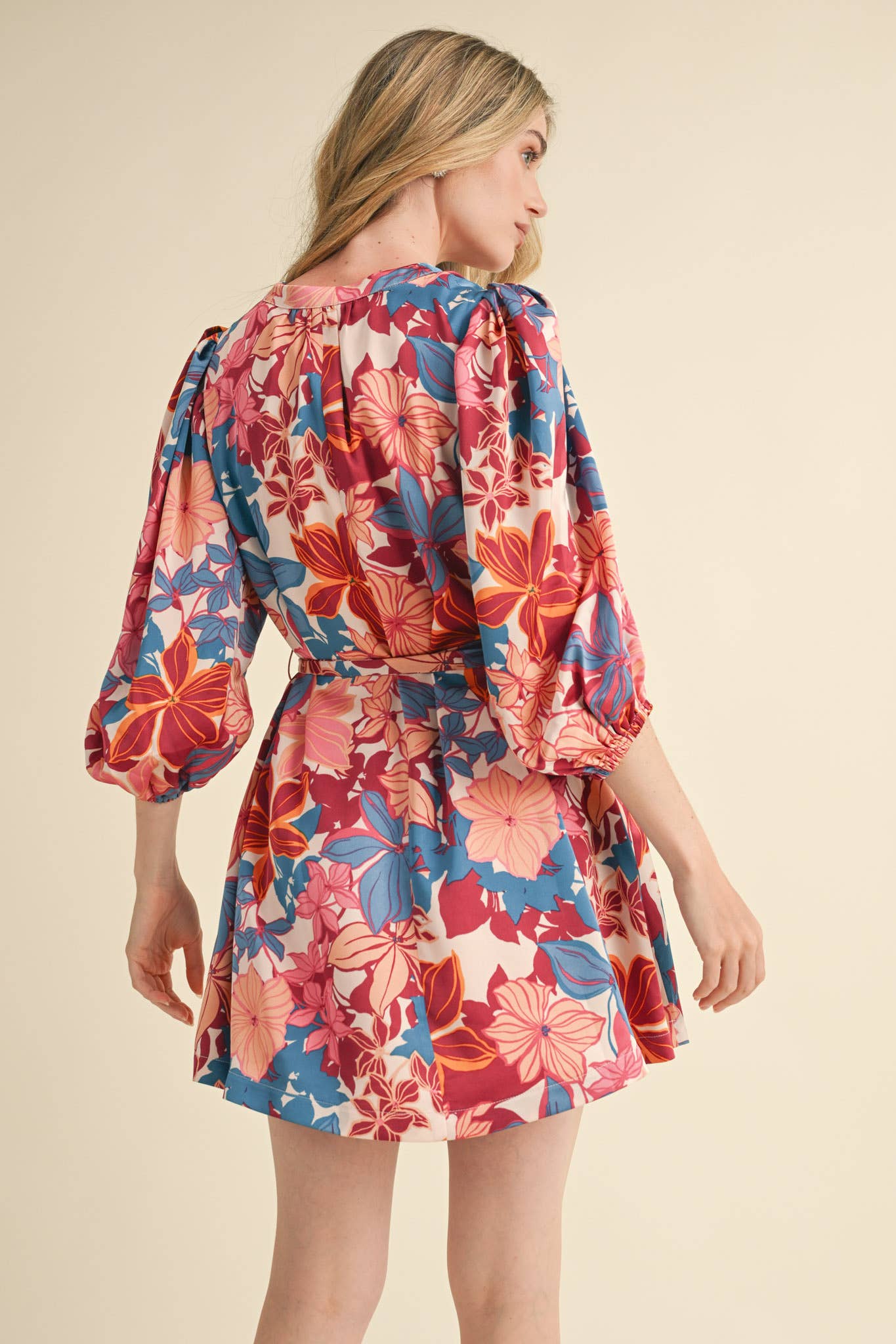 &MERCI - EXCLUSIVE PRINT PUFF SLEEVE TYING WAIST MINI DRESS MDR3353: Cream Multi Floral / M