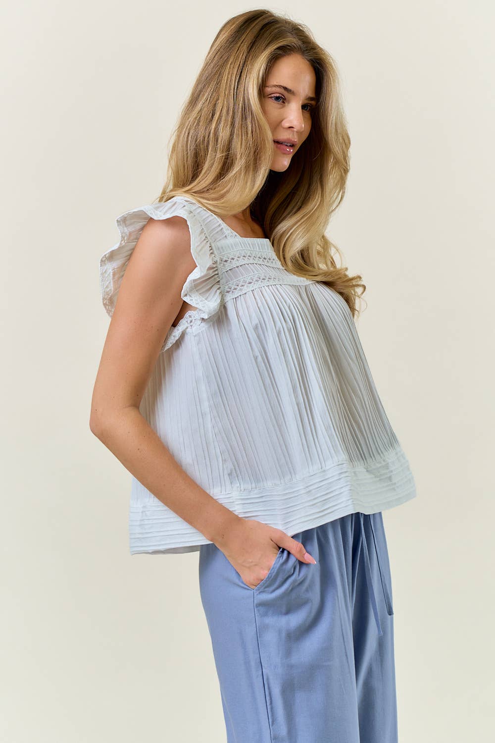 SQUARE NECK RUFFLE CAP SLEEVE LACE TRIM DETAIL TOP