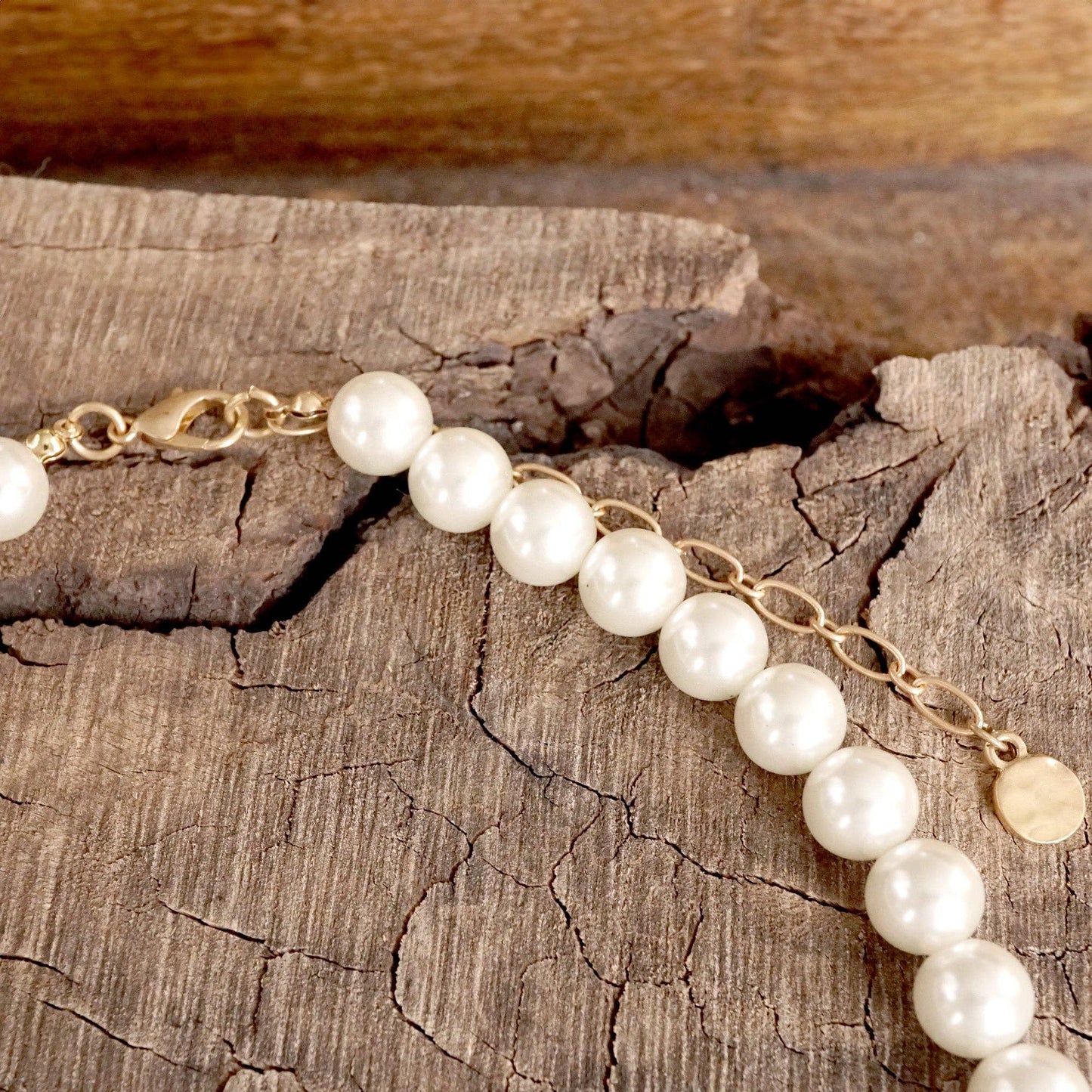 PennyLine inc - Boho Bee Pearls Statement Timeless Necklace in Worn Gold