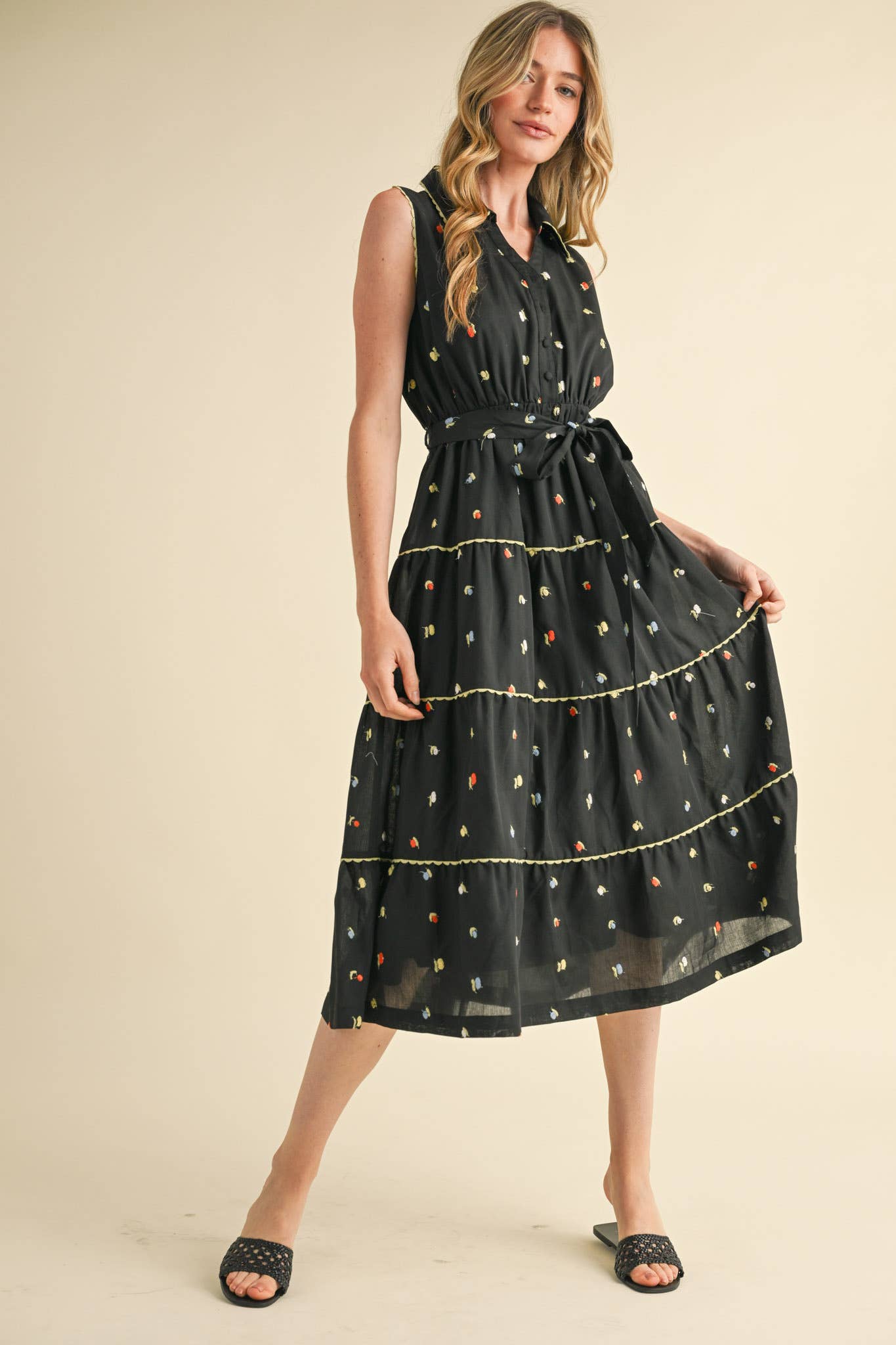 &MERCI - BUTTON DOWN EMBROIDERED MIDI DRESS MDR3592: Black Multi / M