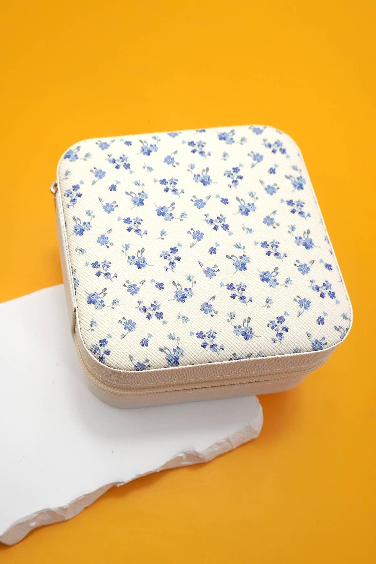 Valentine's Jewelry Box Travel