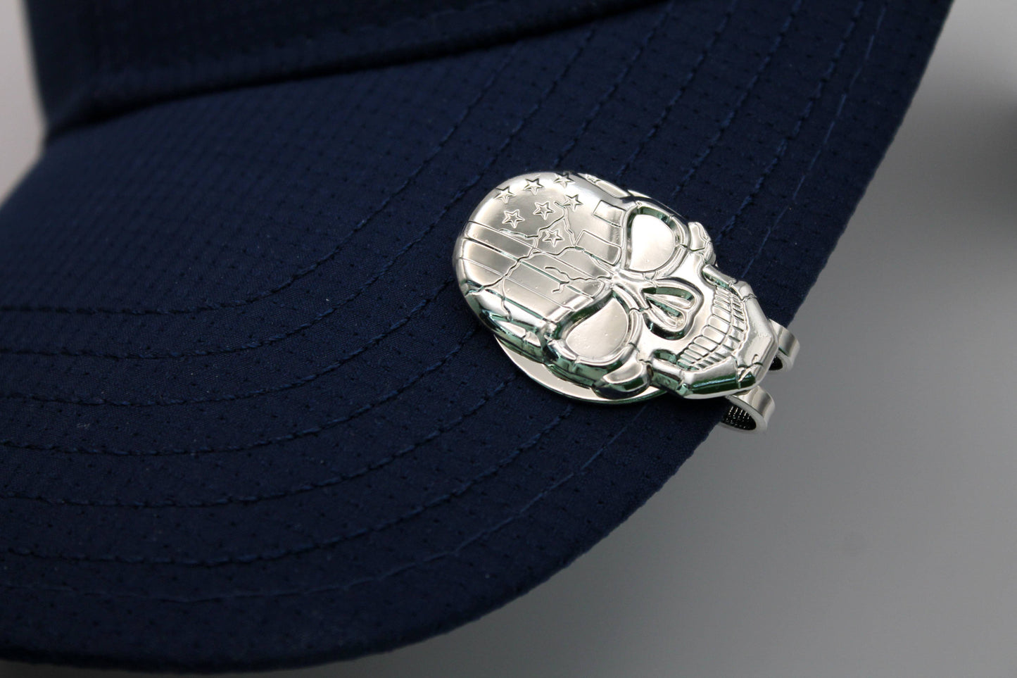 USA Skull 3D Golf Ball Marker + Magnetic Hat Clip