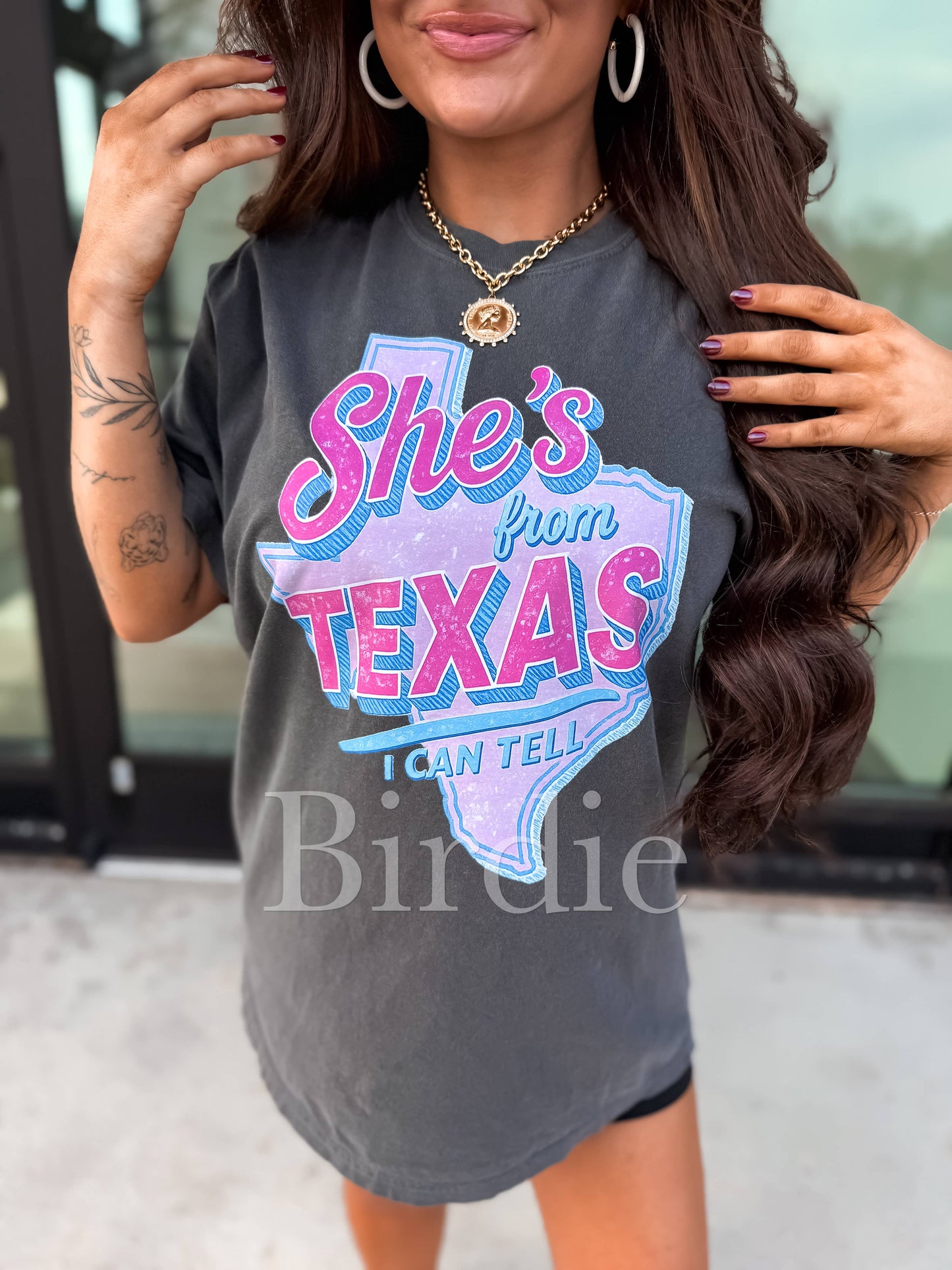 birdie - She's From Texas (Pink & Blue) Graphic Tee on Pepper