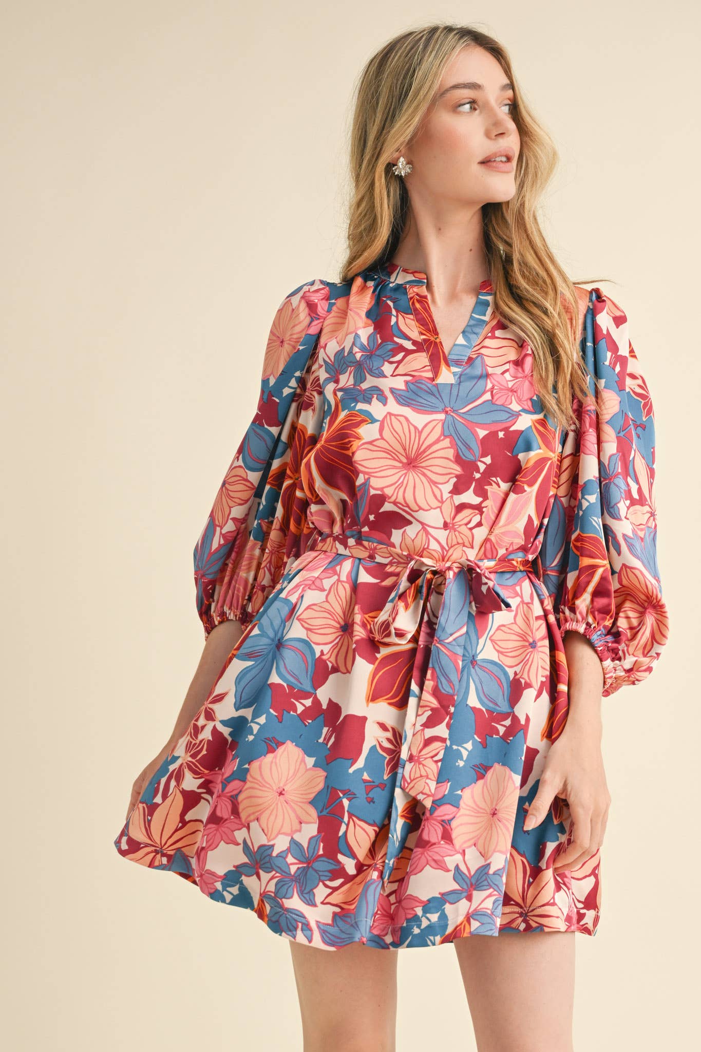&MERCI - EXCLUSIVE PRINT PUFF SLEEVE TYING WAIST MINI DRESS MDR3353: Cream Multi Floral / M