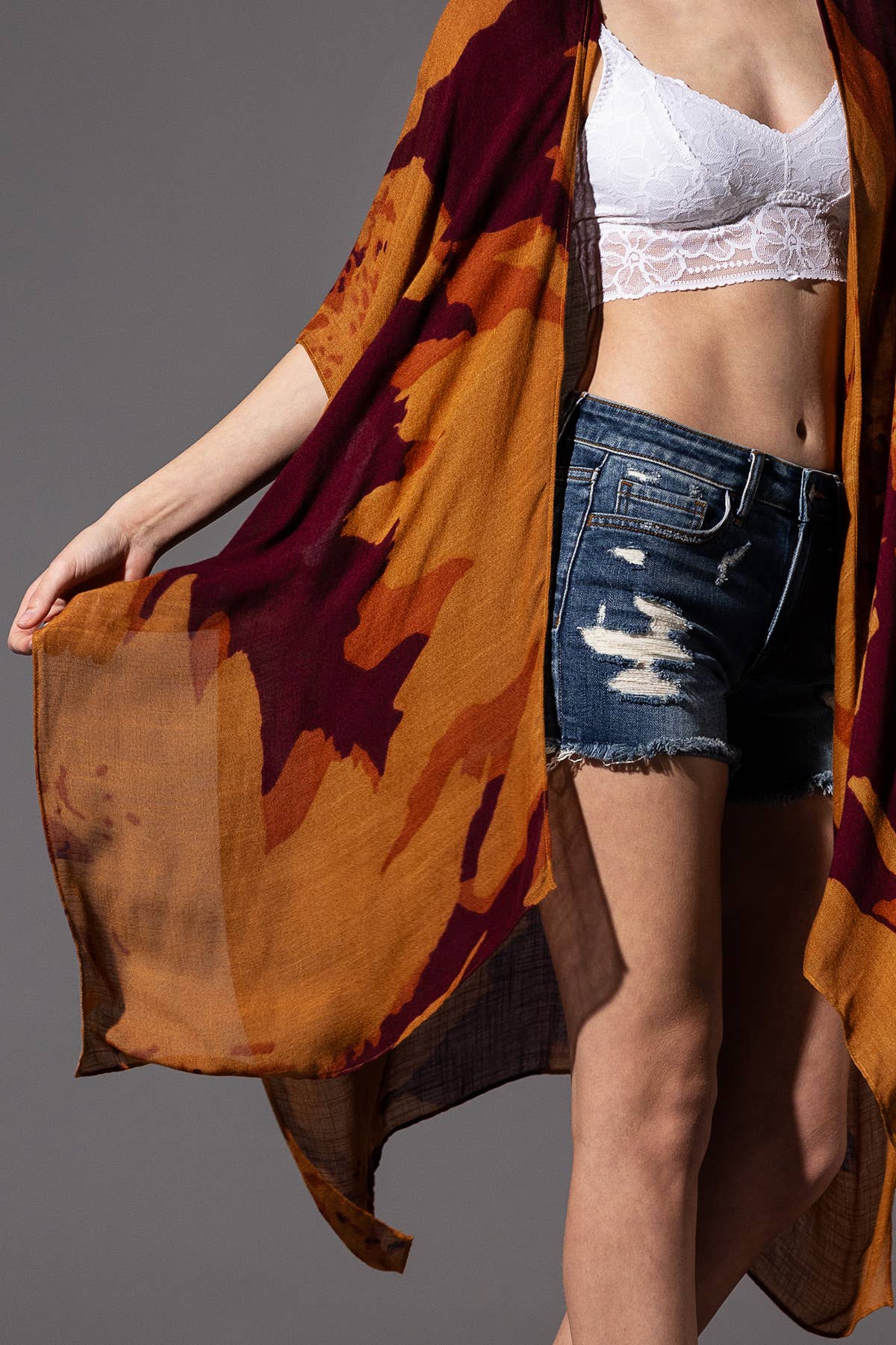 Urbanista - Sweeping Floral Kimono