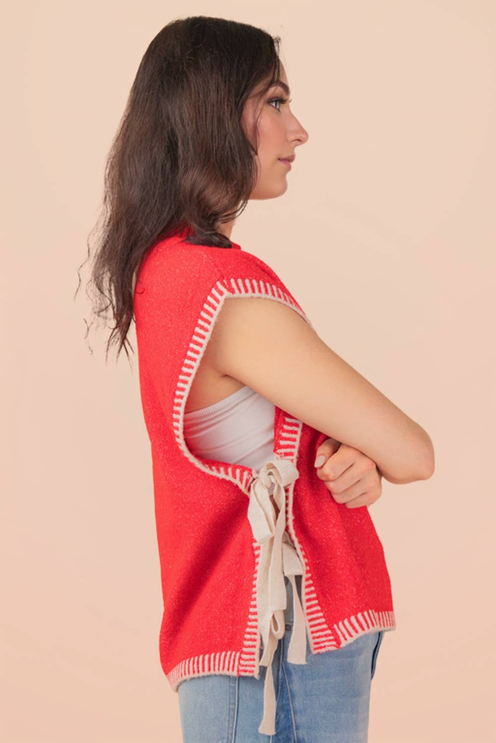 VERY J - 12W3547N-Side Tie Detail Knit Sweater Vest Top