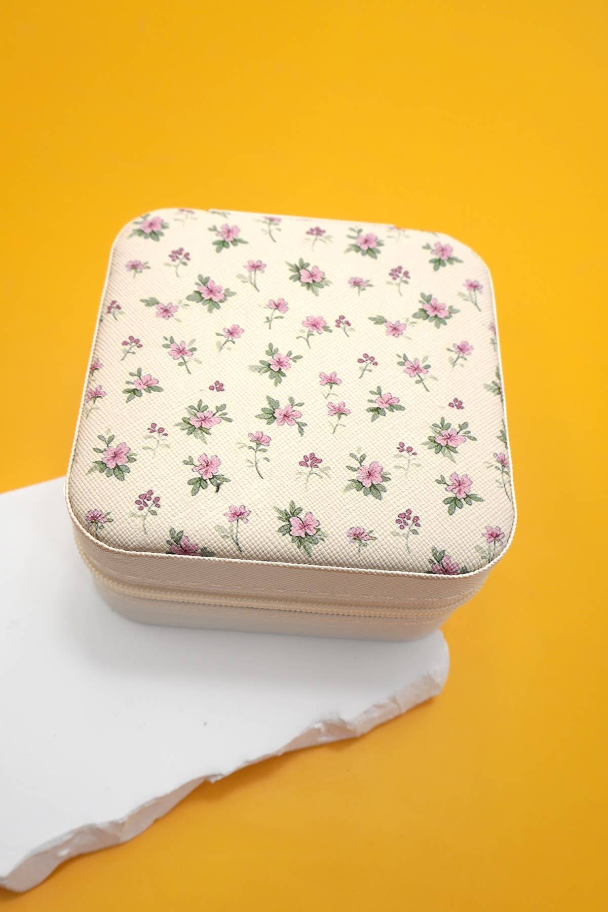 Valentine's Jewelry Box Travel