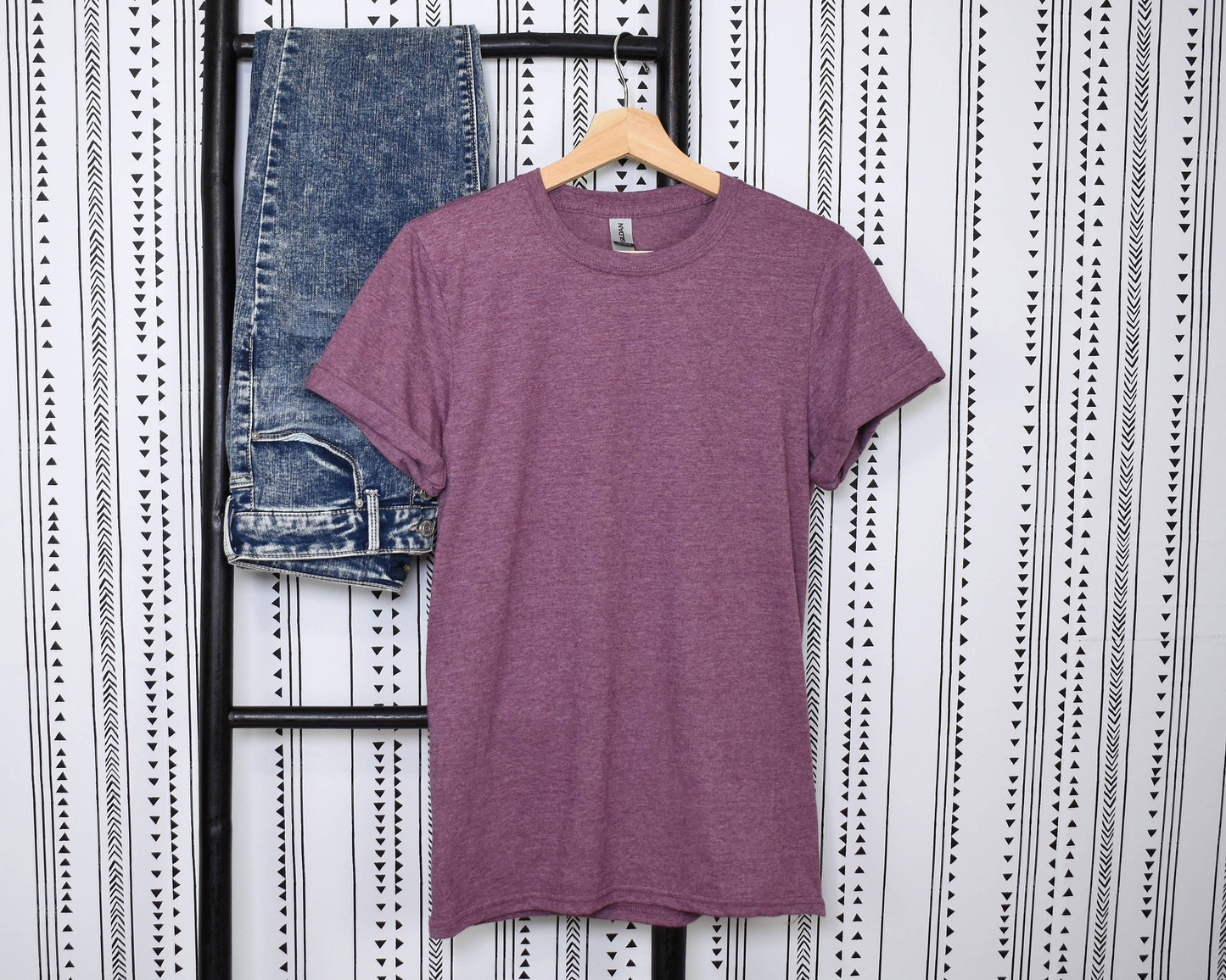 Total Apparel - Gildan Softstyle Blank T-Shirt Adult 64000 Soft & Versatile