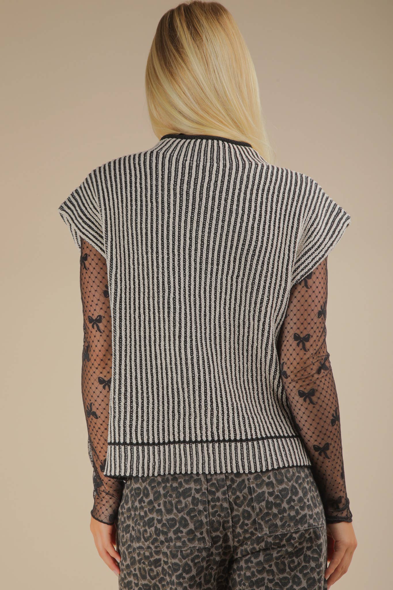 VERY J - 12W3388N-Two Tone Ribbed Knit Sweater Vest