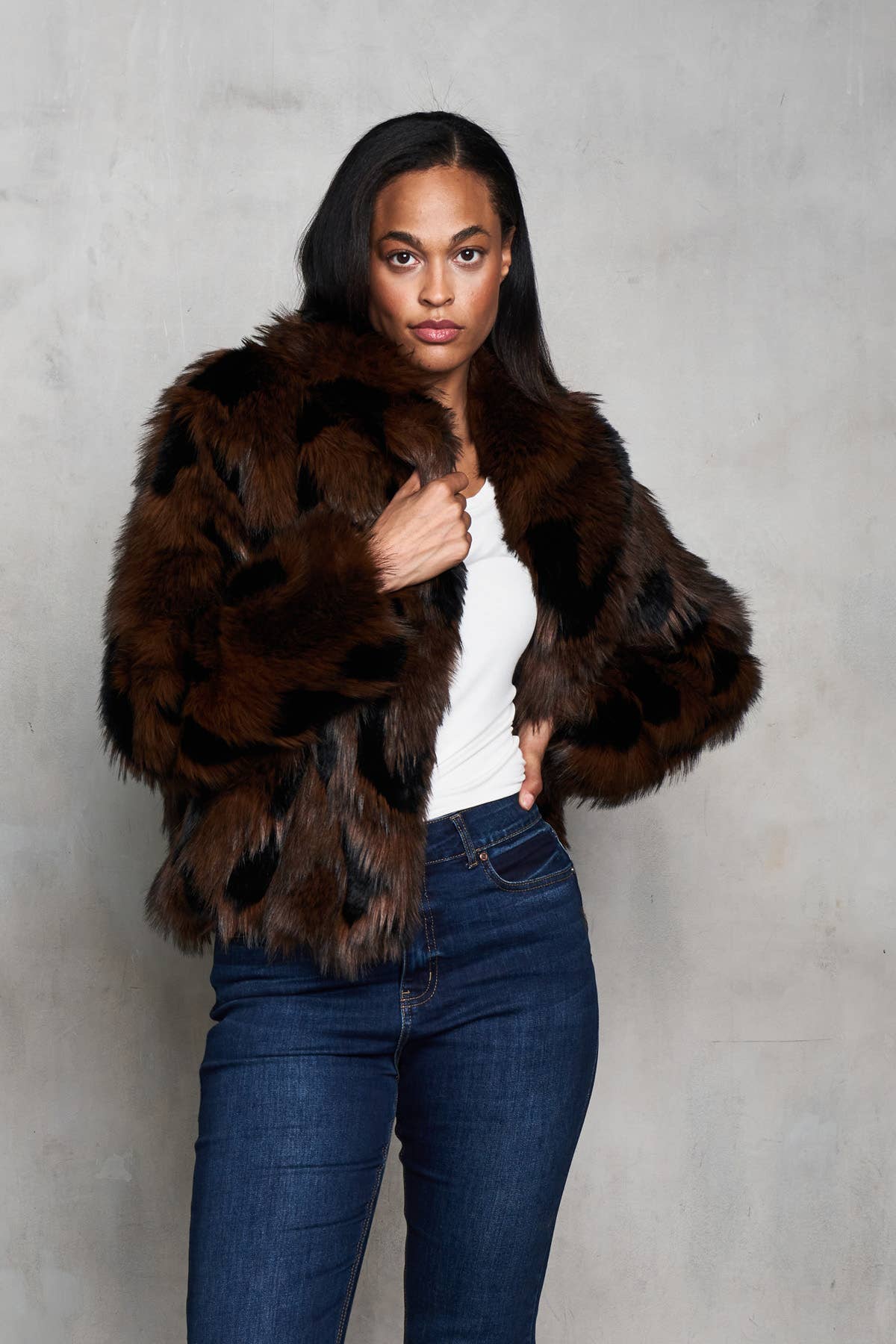 Paparazzi - 5764-IAJ Faux Fur Mink Short Coat