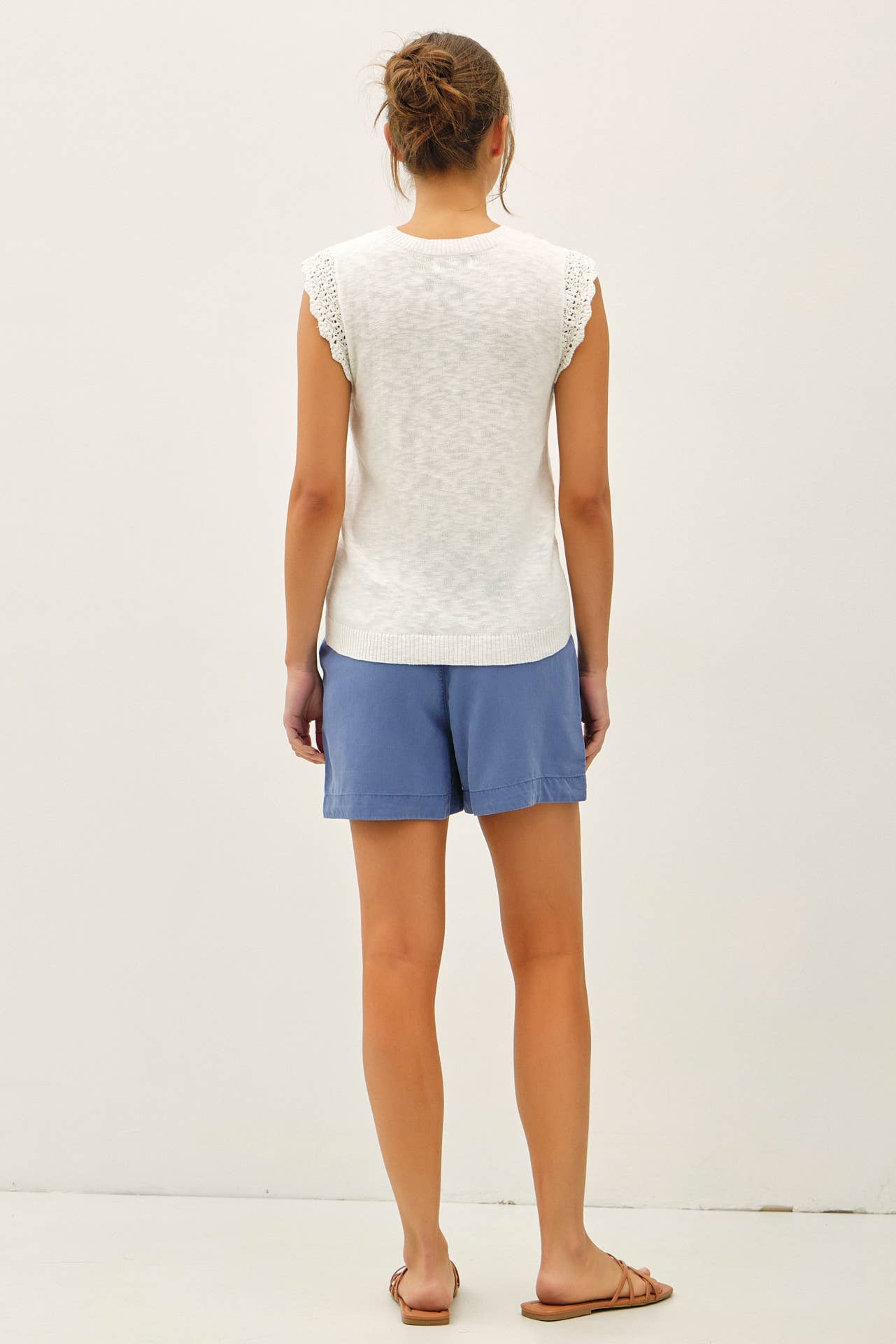 Be Cool - NEW SHADE-HIGH RISE PULL ON TENCEL SHORT