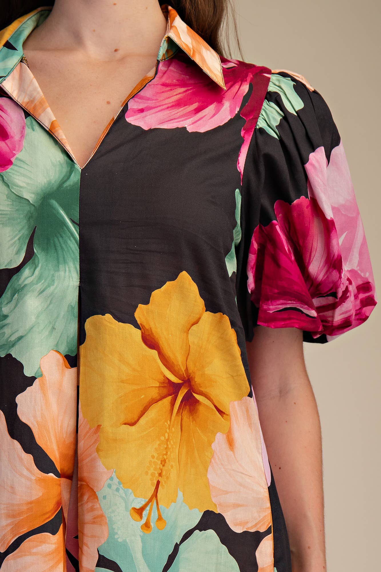 Glam - Collar V-Neck Pleated Midi Dress