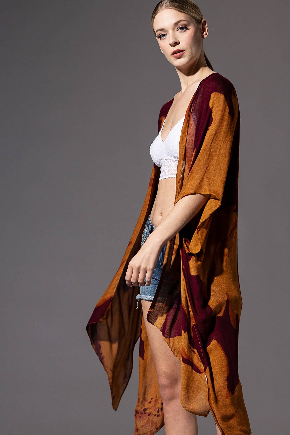 Urbanista - Sweeping Floral Kimono