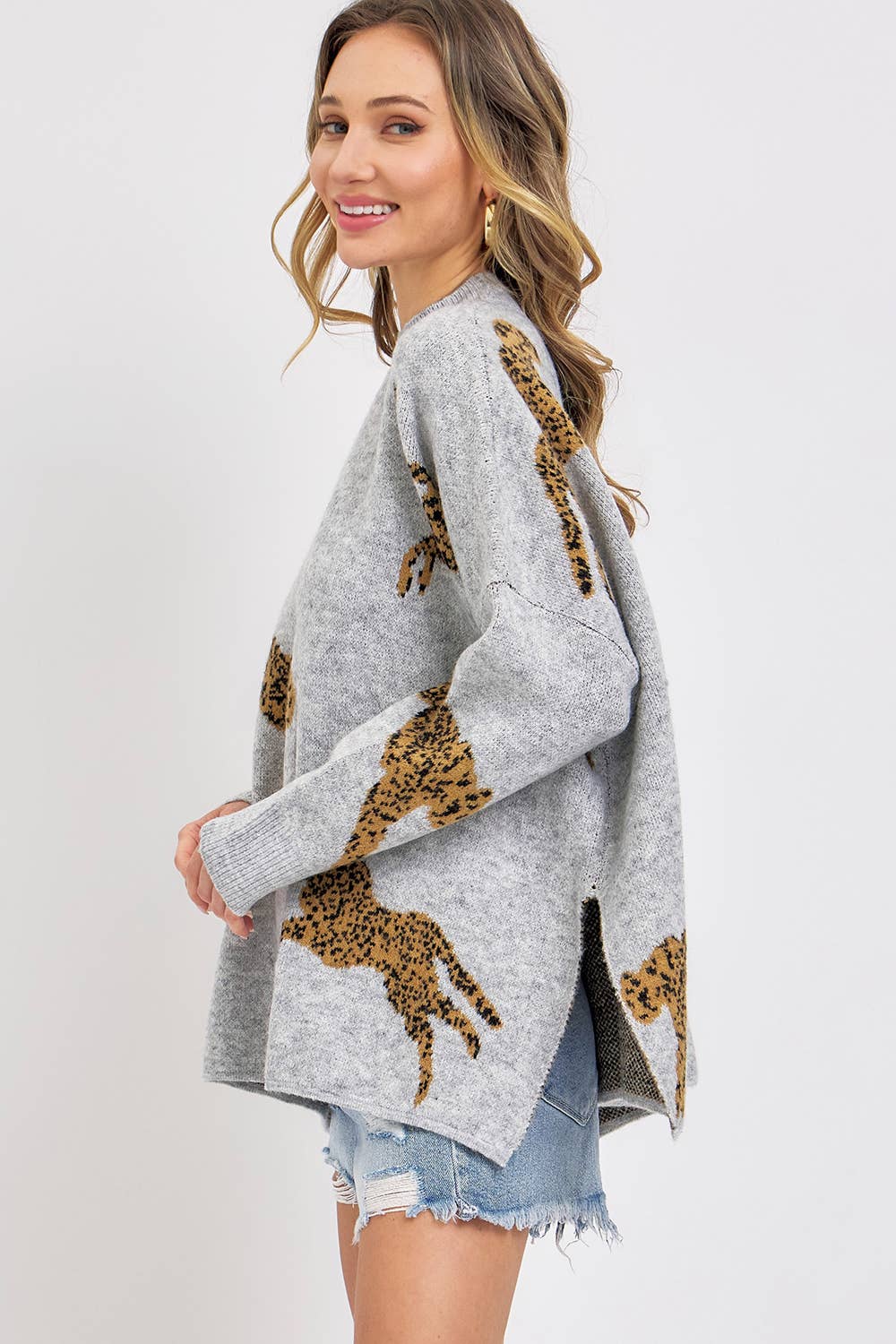 Sweet Lovely by Jen - LEOPARD PATTERNED OVERSIZE KNIT SWEATER