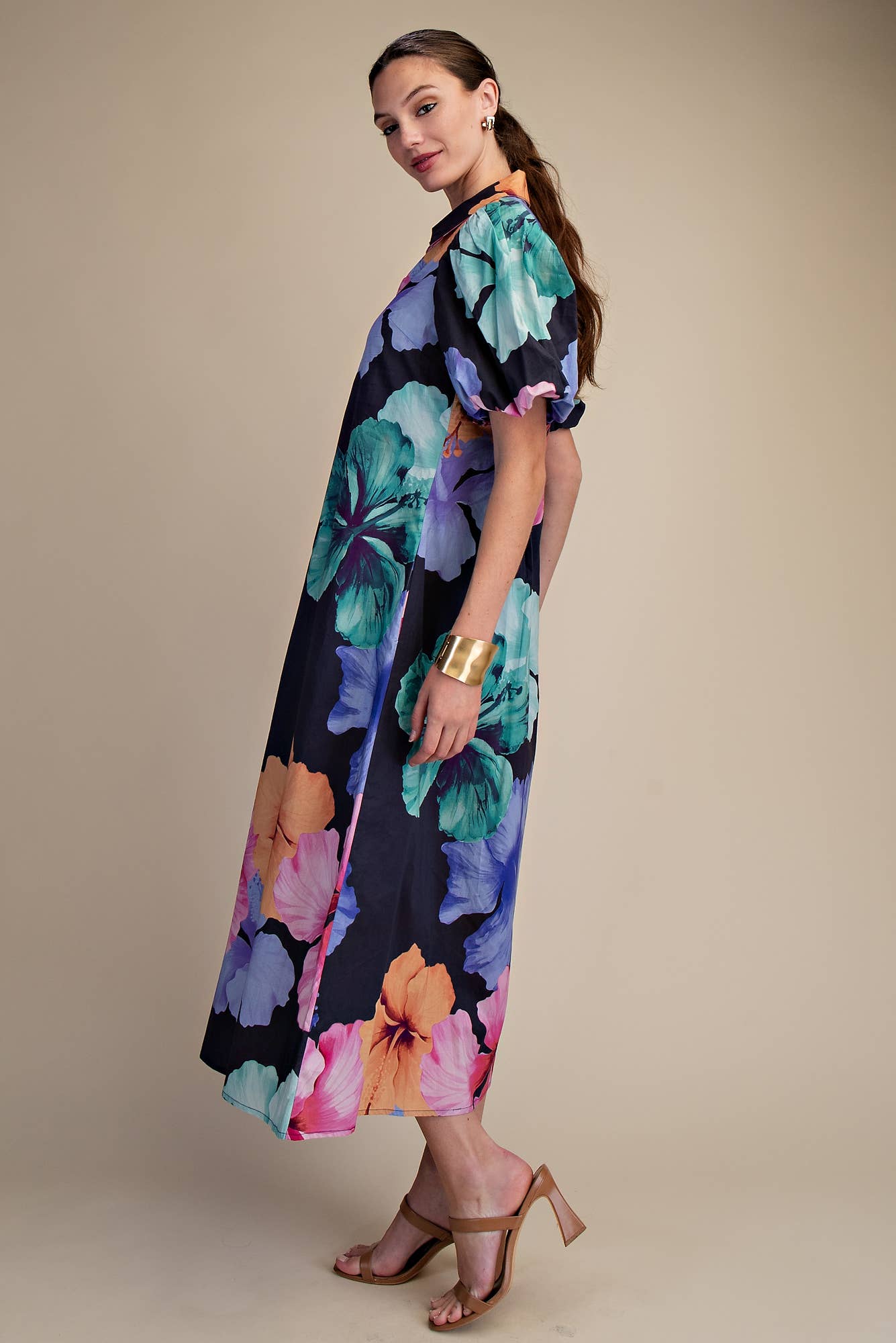 Glam - Collar V-Neck Pleated Midi Dress