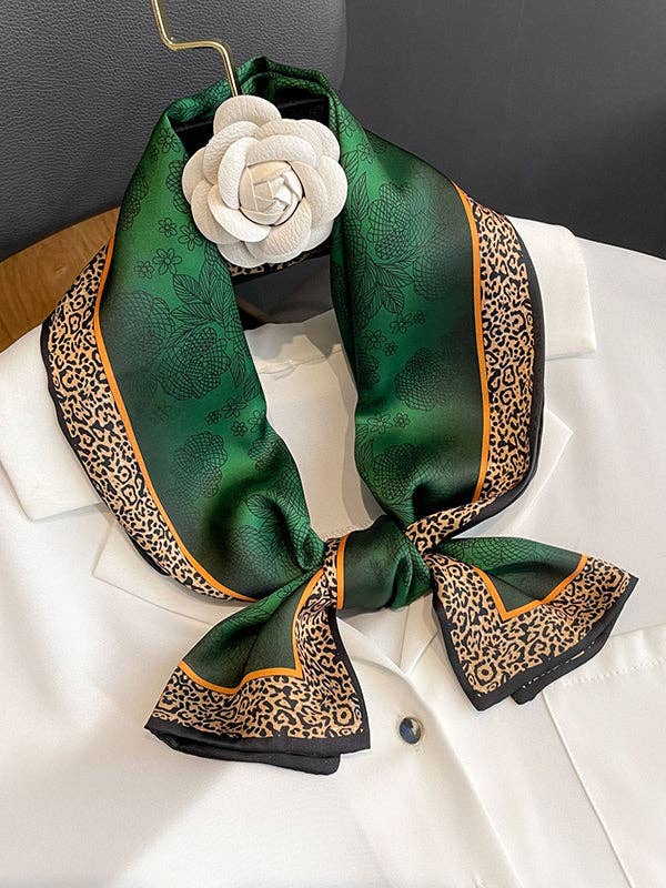 Urban Leopard Printed Silk Imitation Scarf: GREEN / One_size