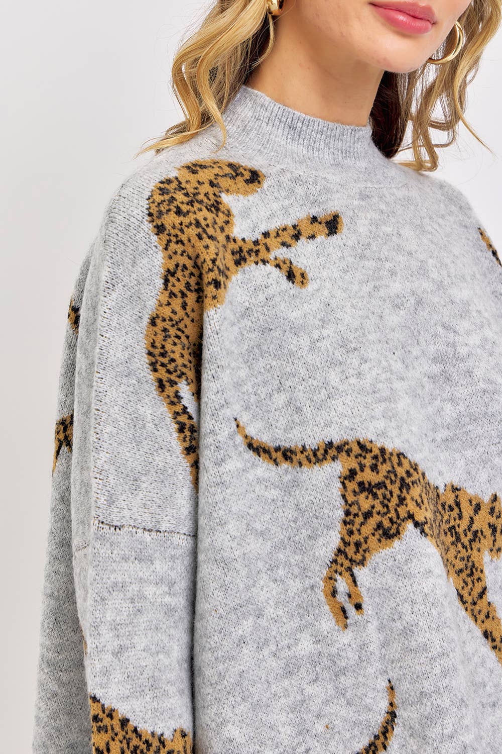 Sweet Lovely by Jen - LEOPARD PATTERNED OVERSIZE KNIT SWEATER