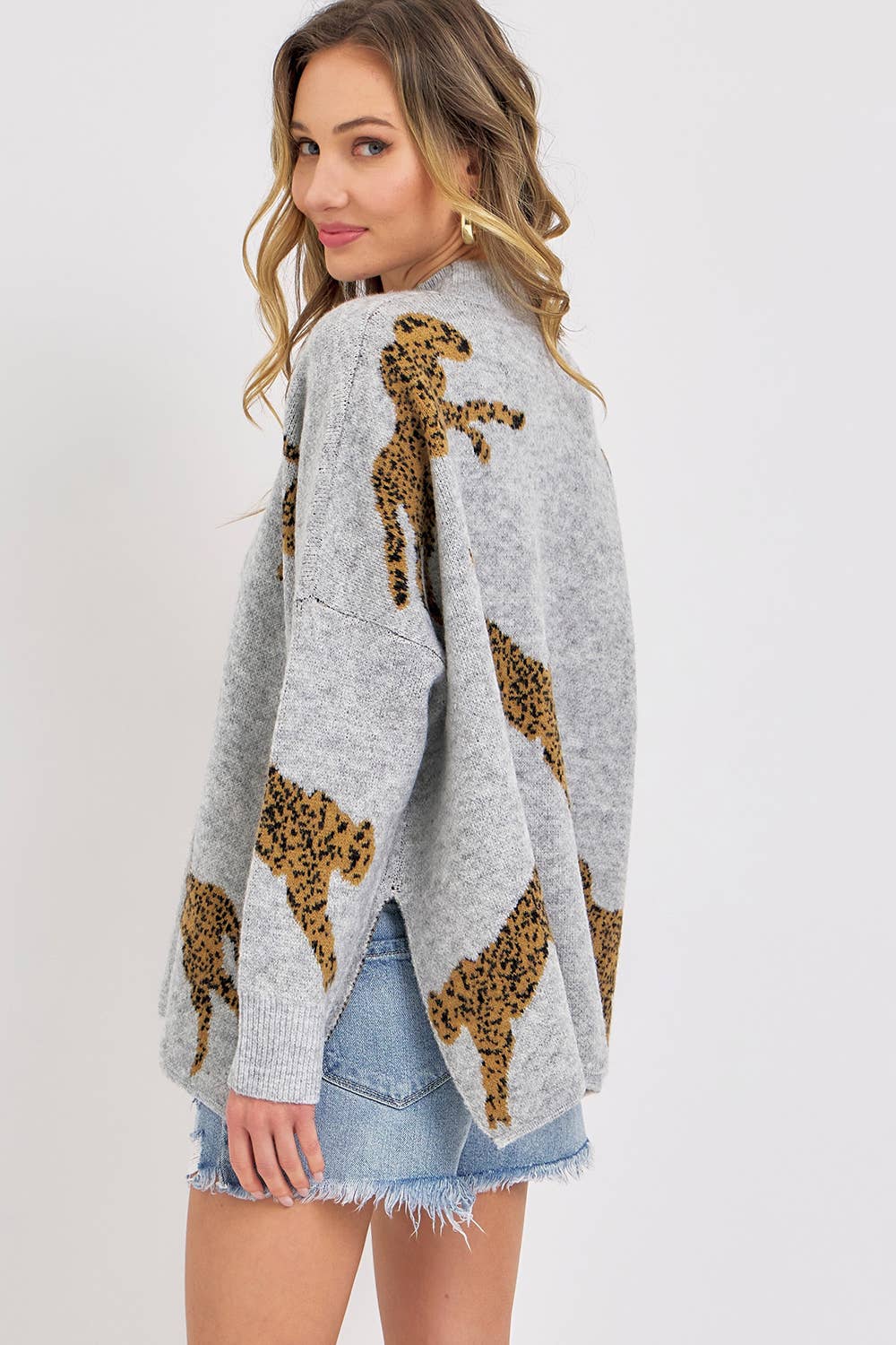 Sweet Lovely by Jen - LEOPARD PATTERNED OVERSIZE KNIT SWEATER