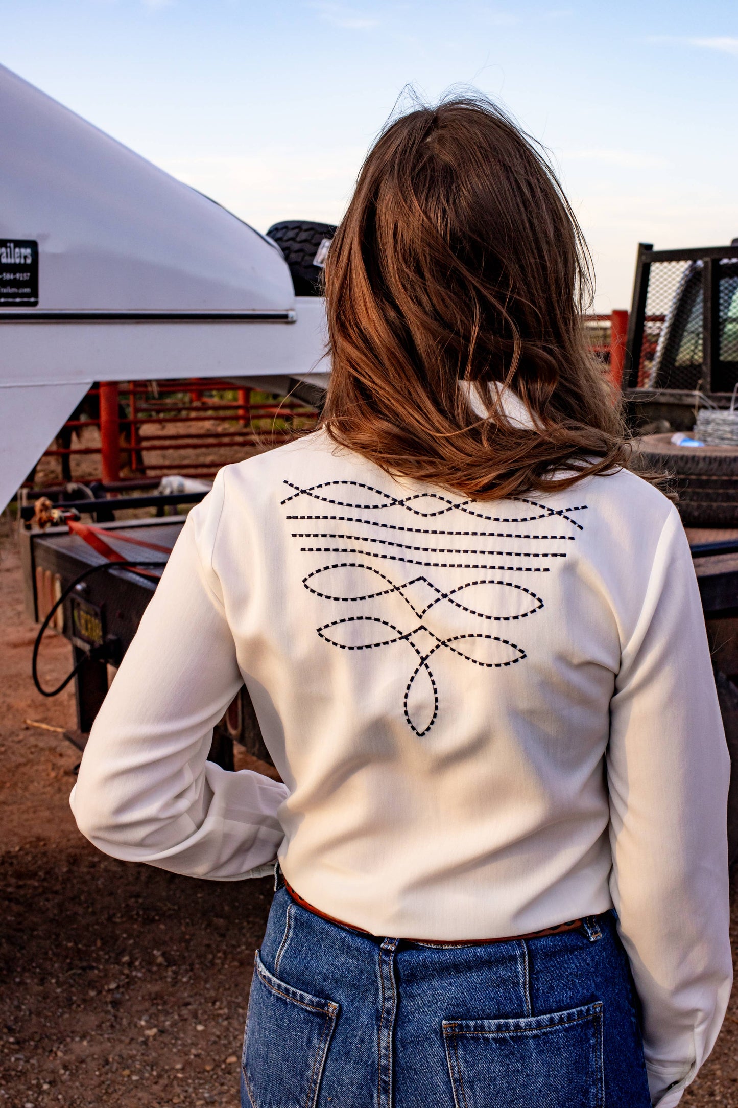 Rockin A Design - Boot stitch embroidered white top with turquoise snaps