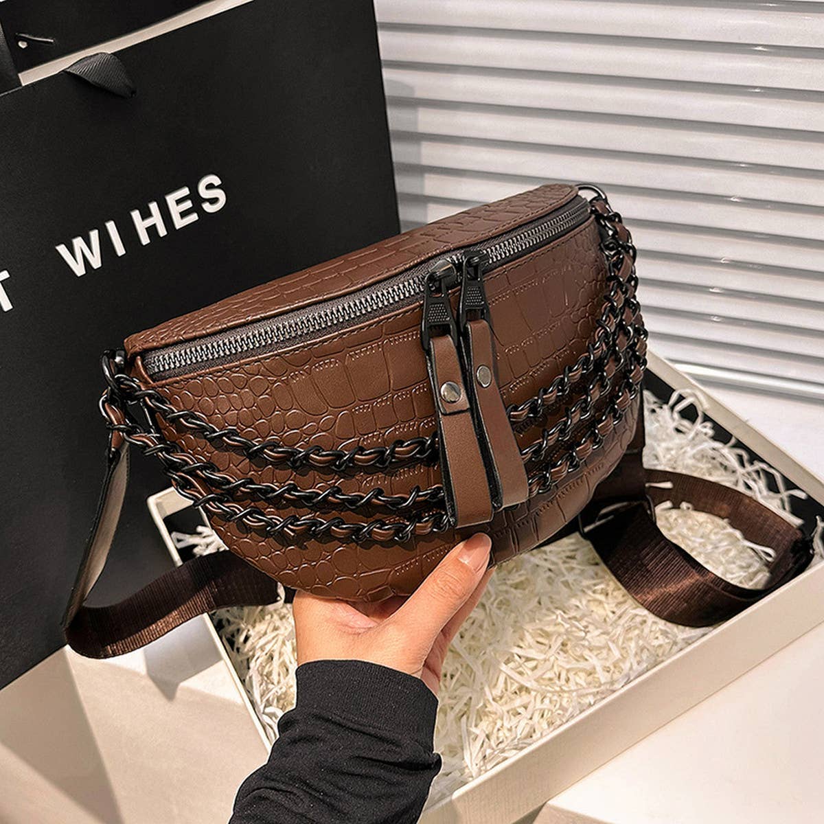 ACCITY - VERSATILE CHAIN FASHION CHEST BAG_CWAB2085