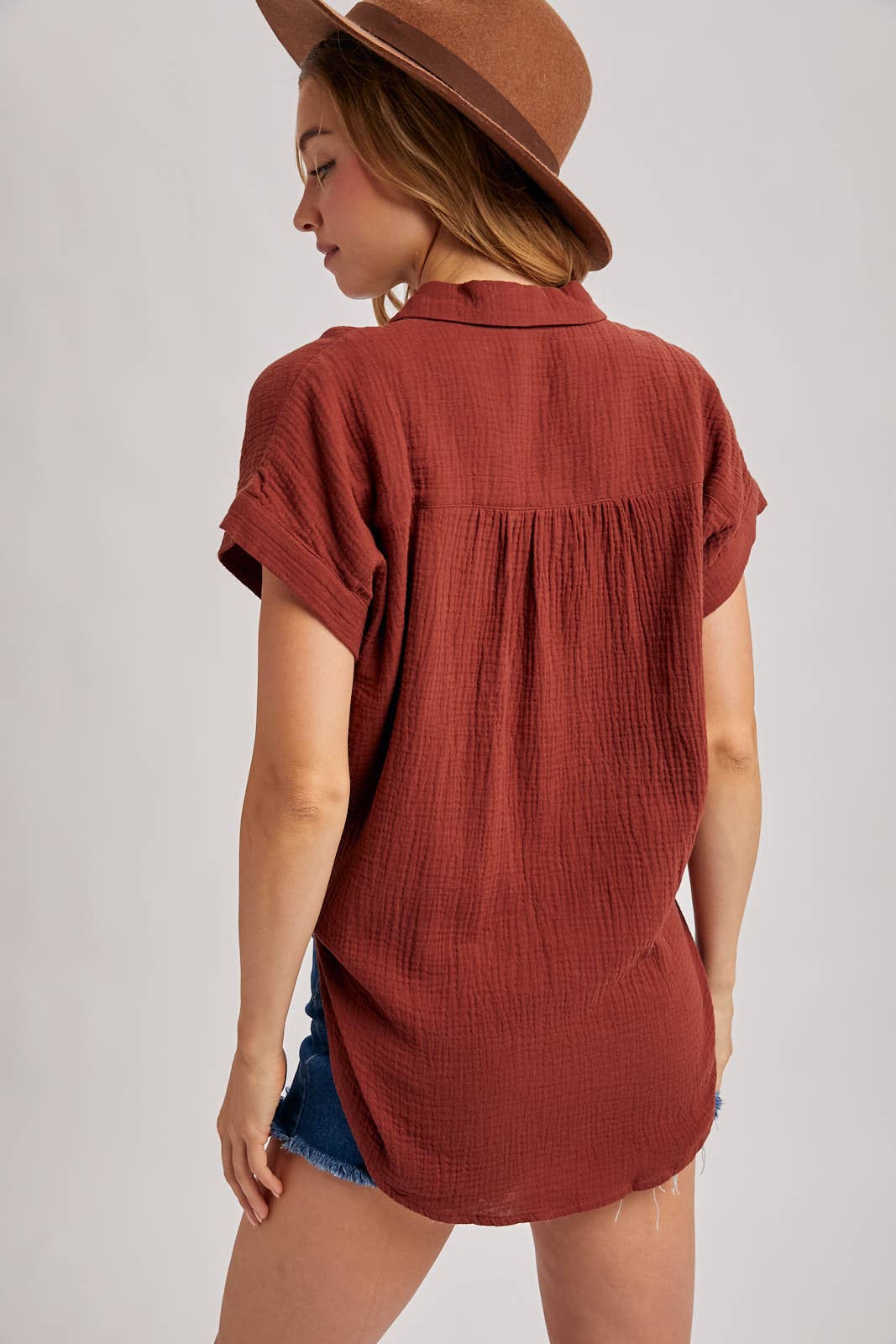 Bluivy - ESSENTIAL BUTTON UP COTTON SHIRT
