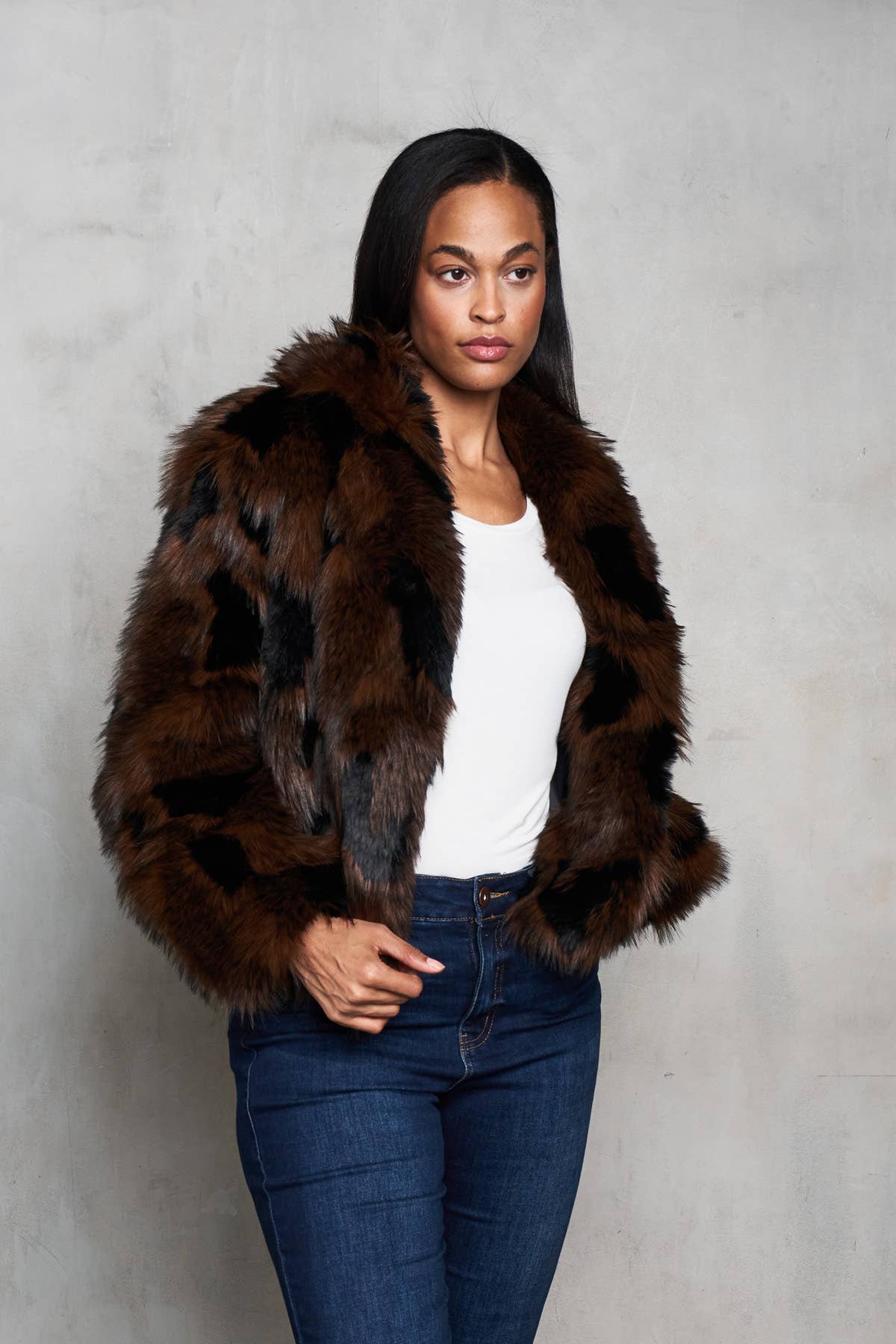 Paparazzi - 5764-IAJ Faux Fur Mink Short Coat