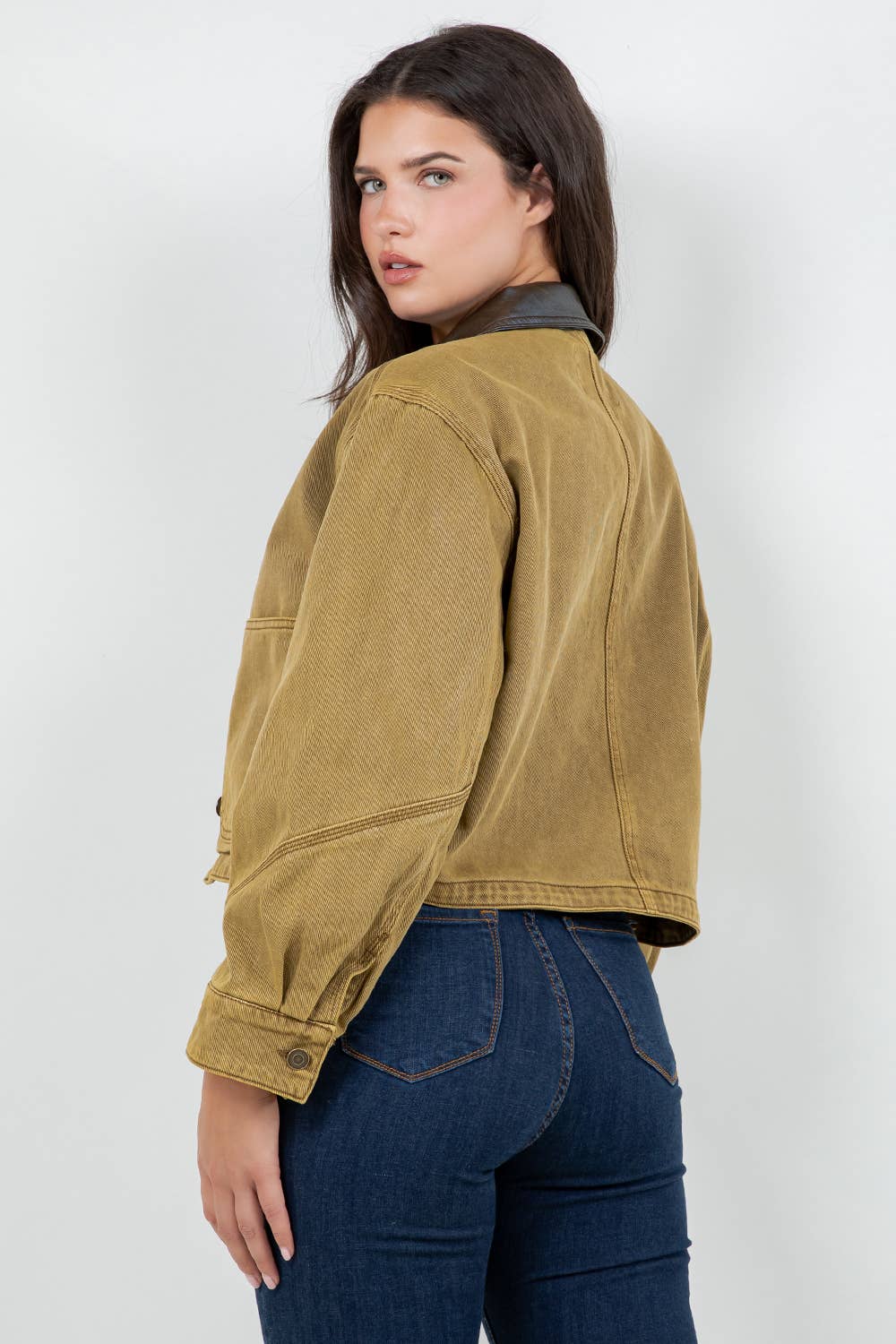 Veracci - Breaking Camp Cotton Twill Cropped Barn Jacket