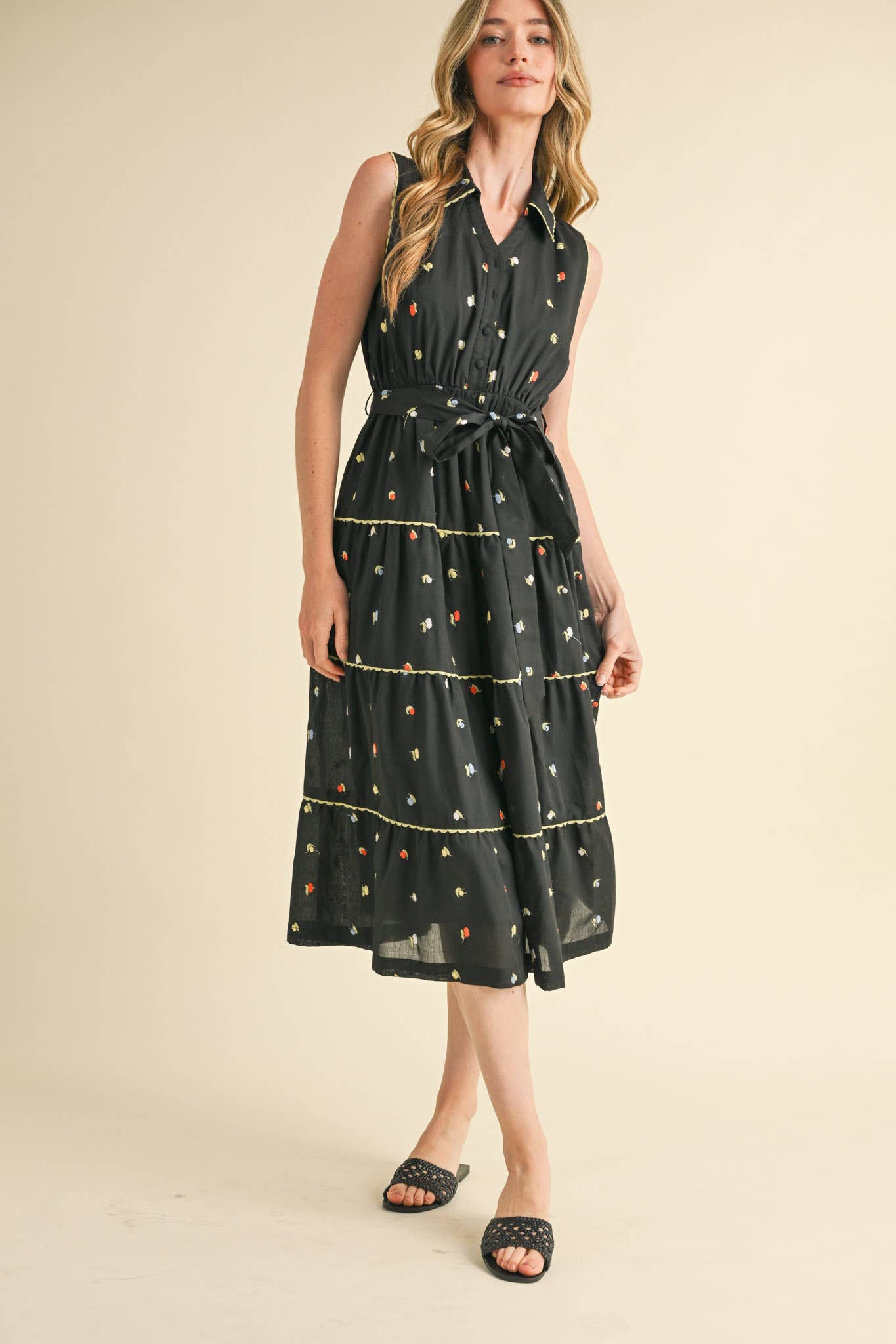 &MERCI - BUTTON DOWN EMBROIDERED MIDI DRESS MDR3592: Black Multi / M