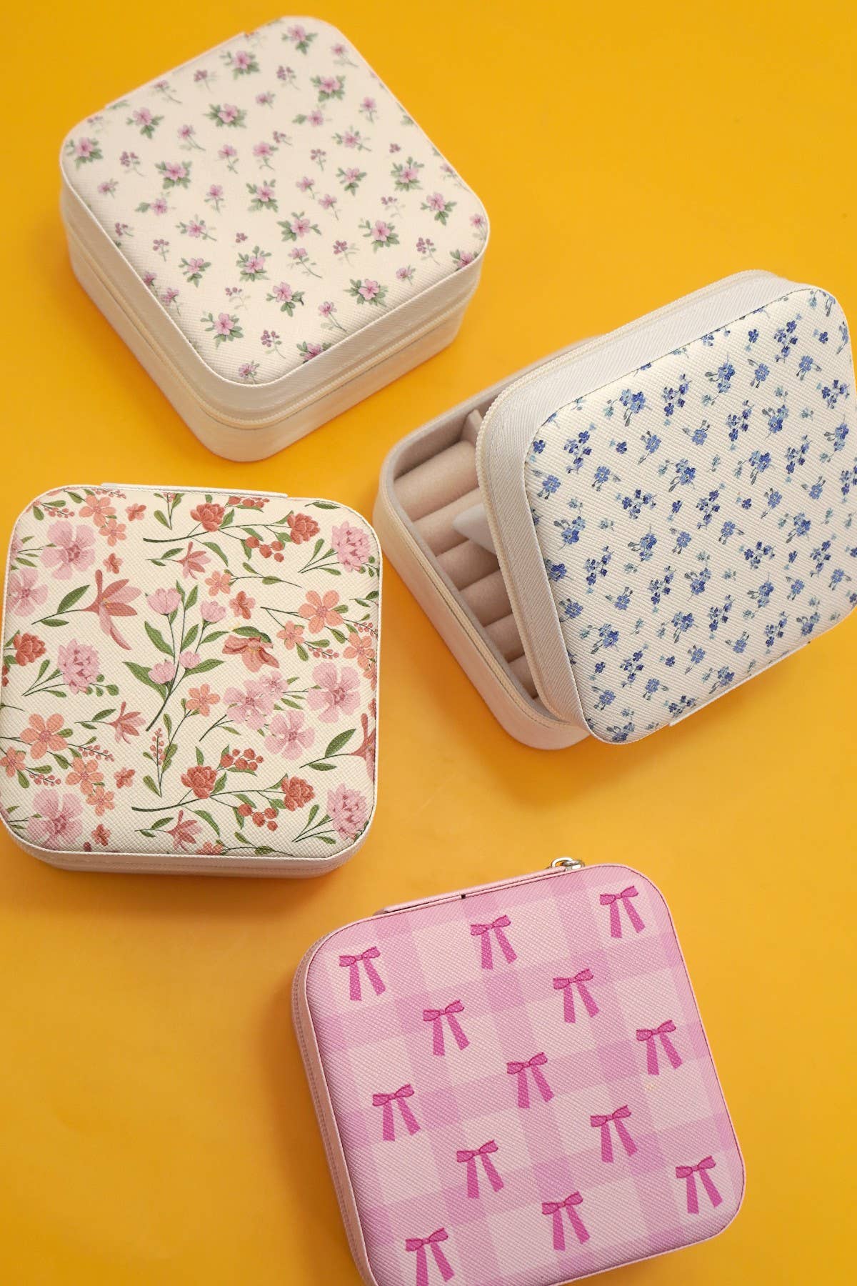 Valentine's Jewelry Box Travel