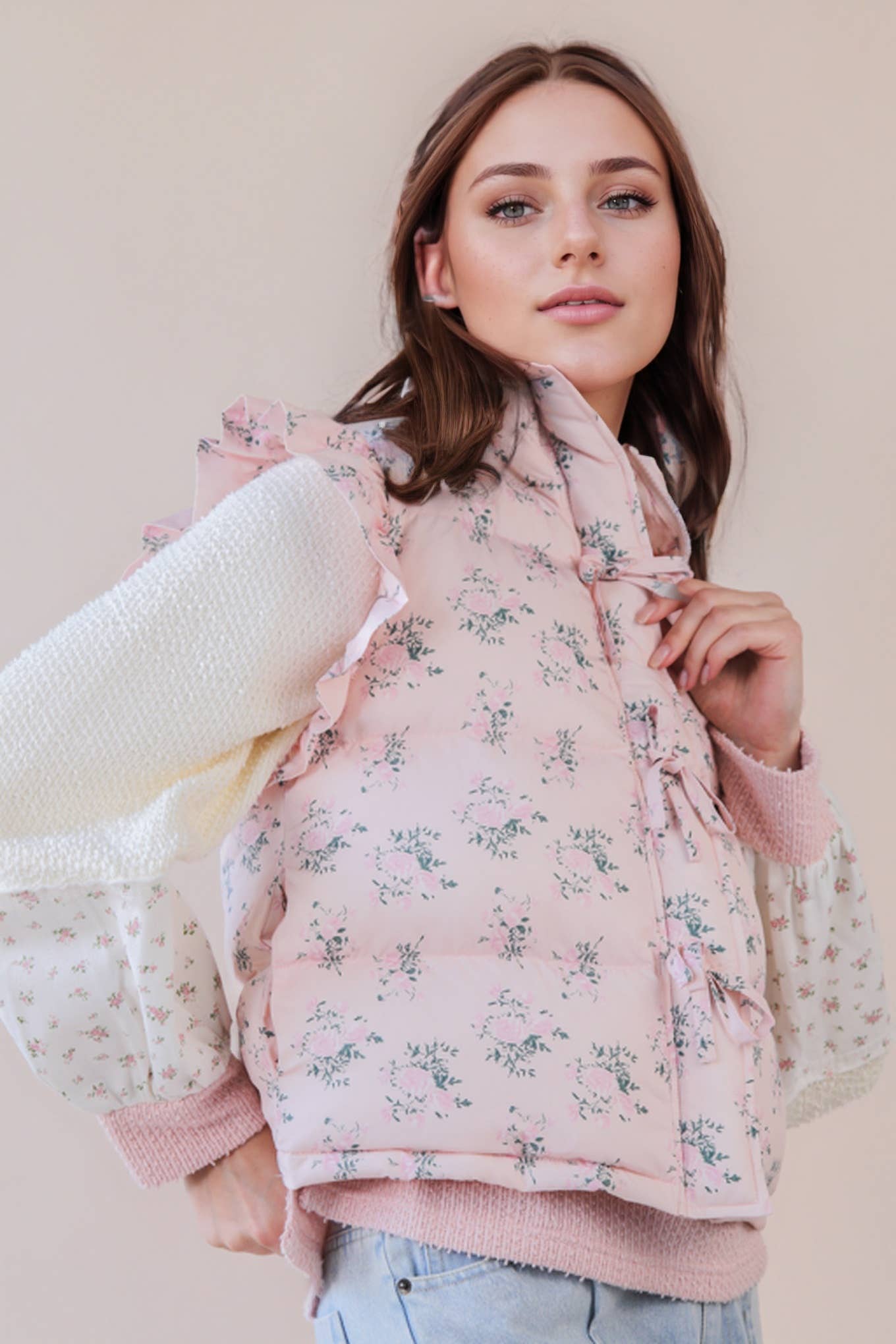 VERY J - NJ90385-Front Bow Ruffle Sleeve Puffer Vest