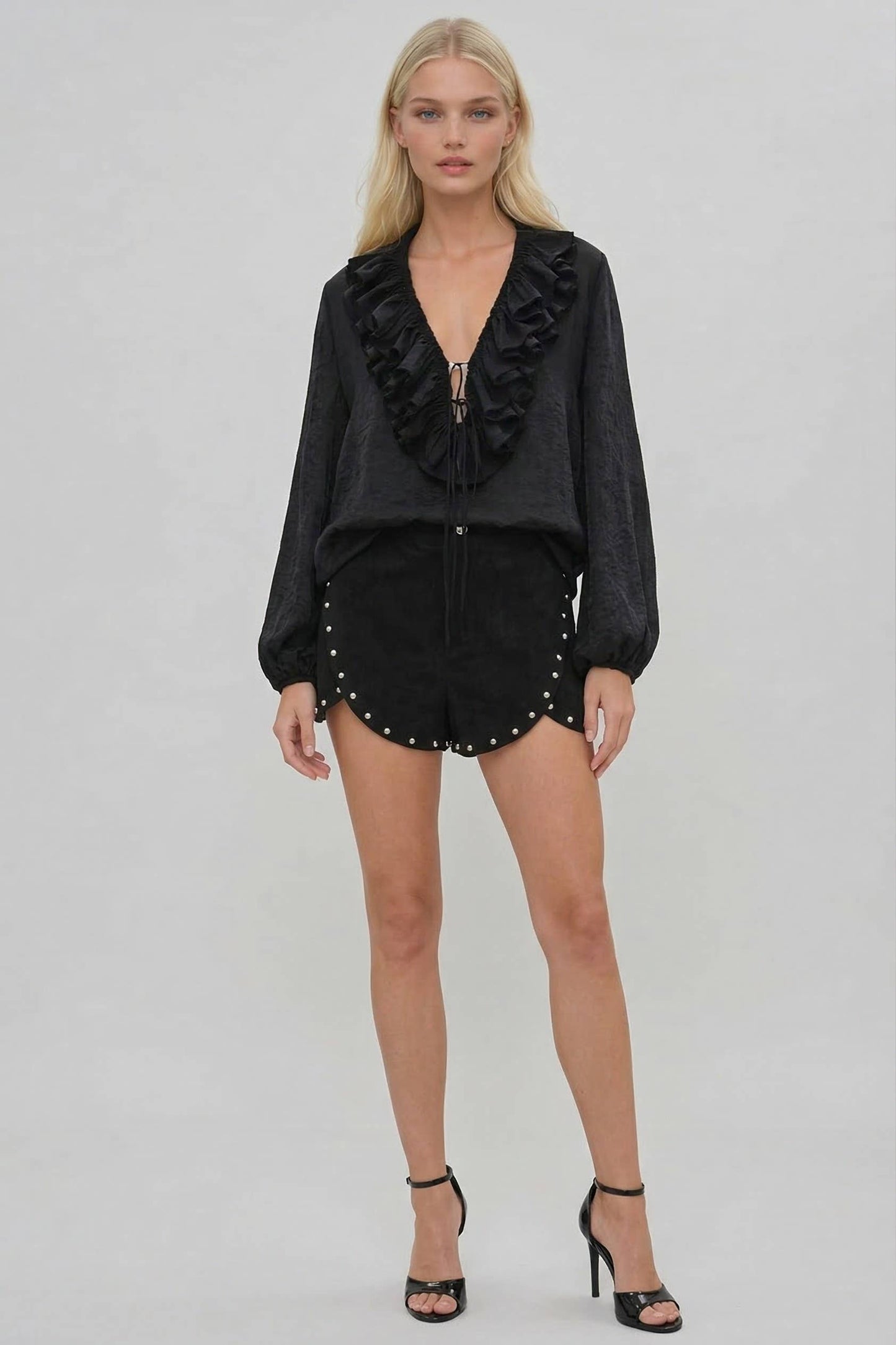 WISTERIA LANE - HEAVY WEIGHT STUDDED FAUX SUEDE SHORTS W2423PIA BLACK