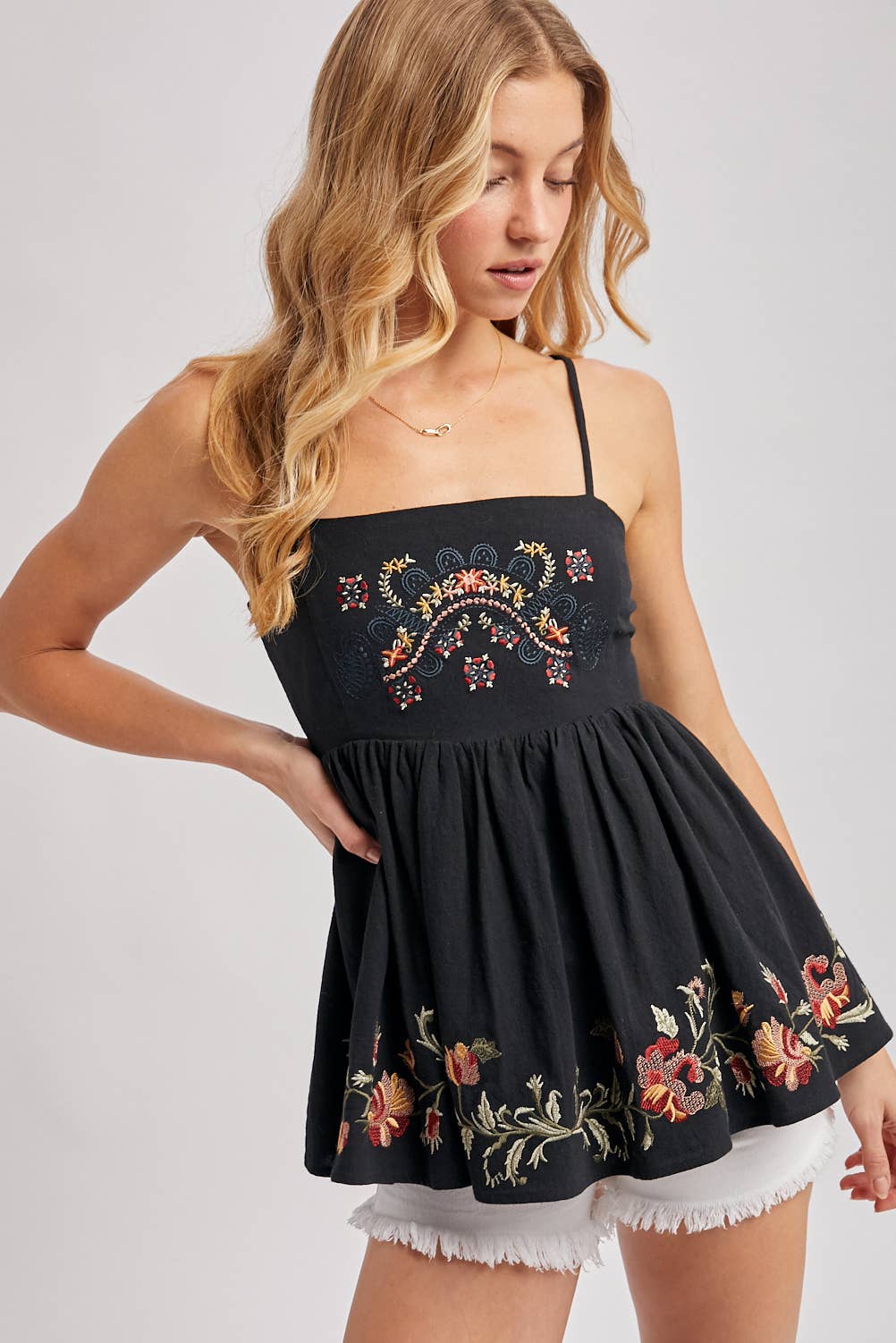 Bluivy - FLORAL EMBROIDERED SLEEVELESS PEPLUM TOP