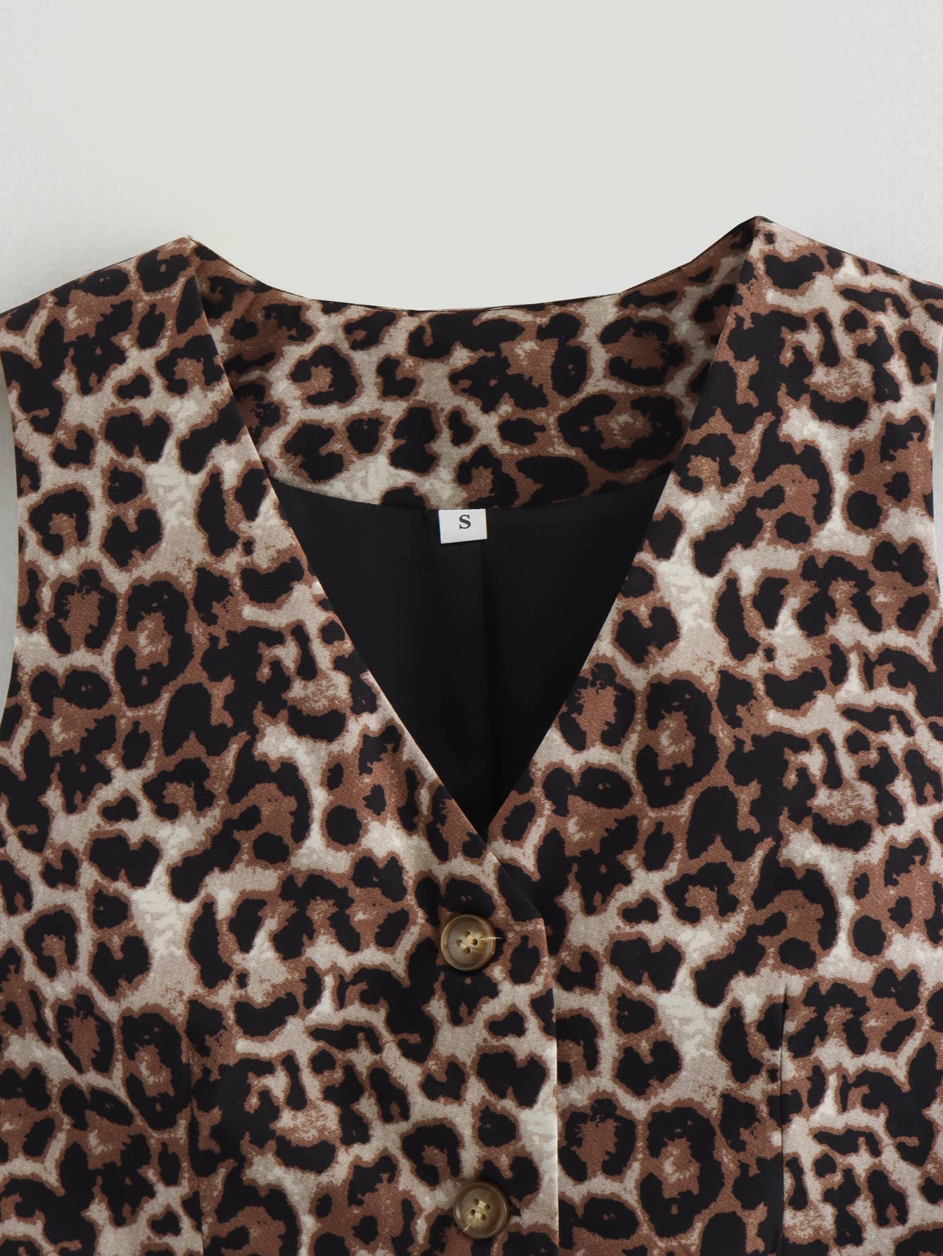 Stylish V-Neck Buttoned Leopard Print Vest Top: Brown / L